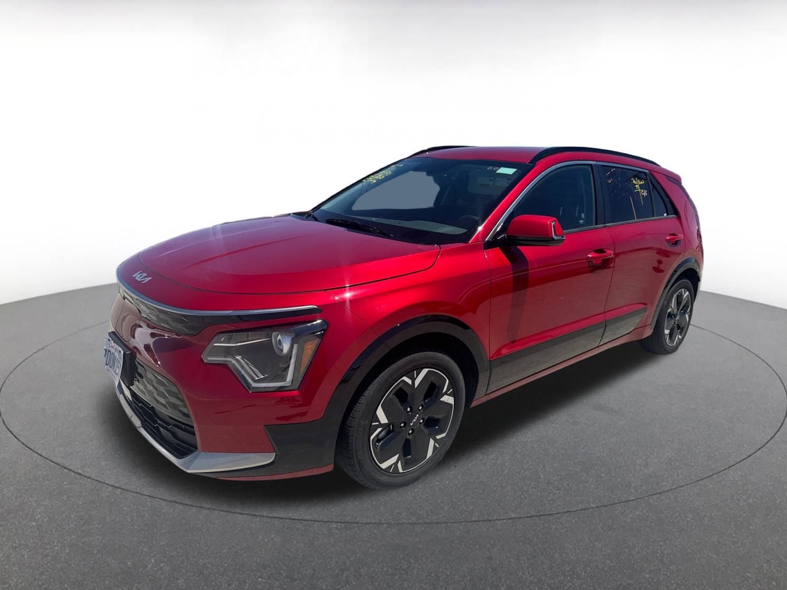 Thumbnail: 2023 Kia Niro - 3