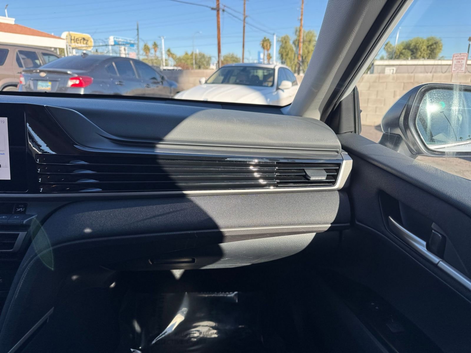 Thumbnail: 2025 Toyota Camry - 33