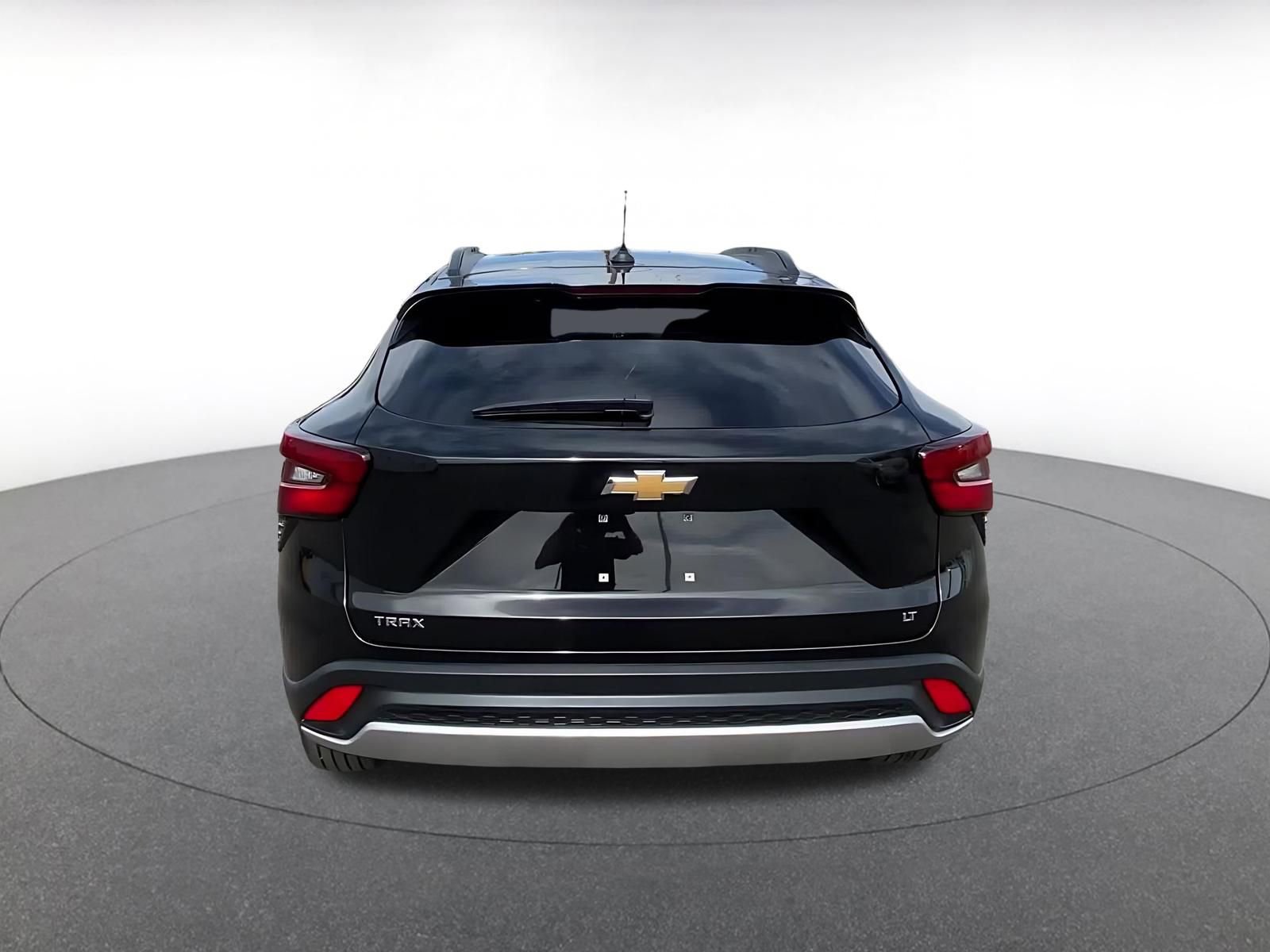 Thumbnail: 2025 Chevrolet Trax - 12