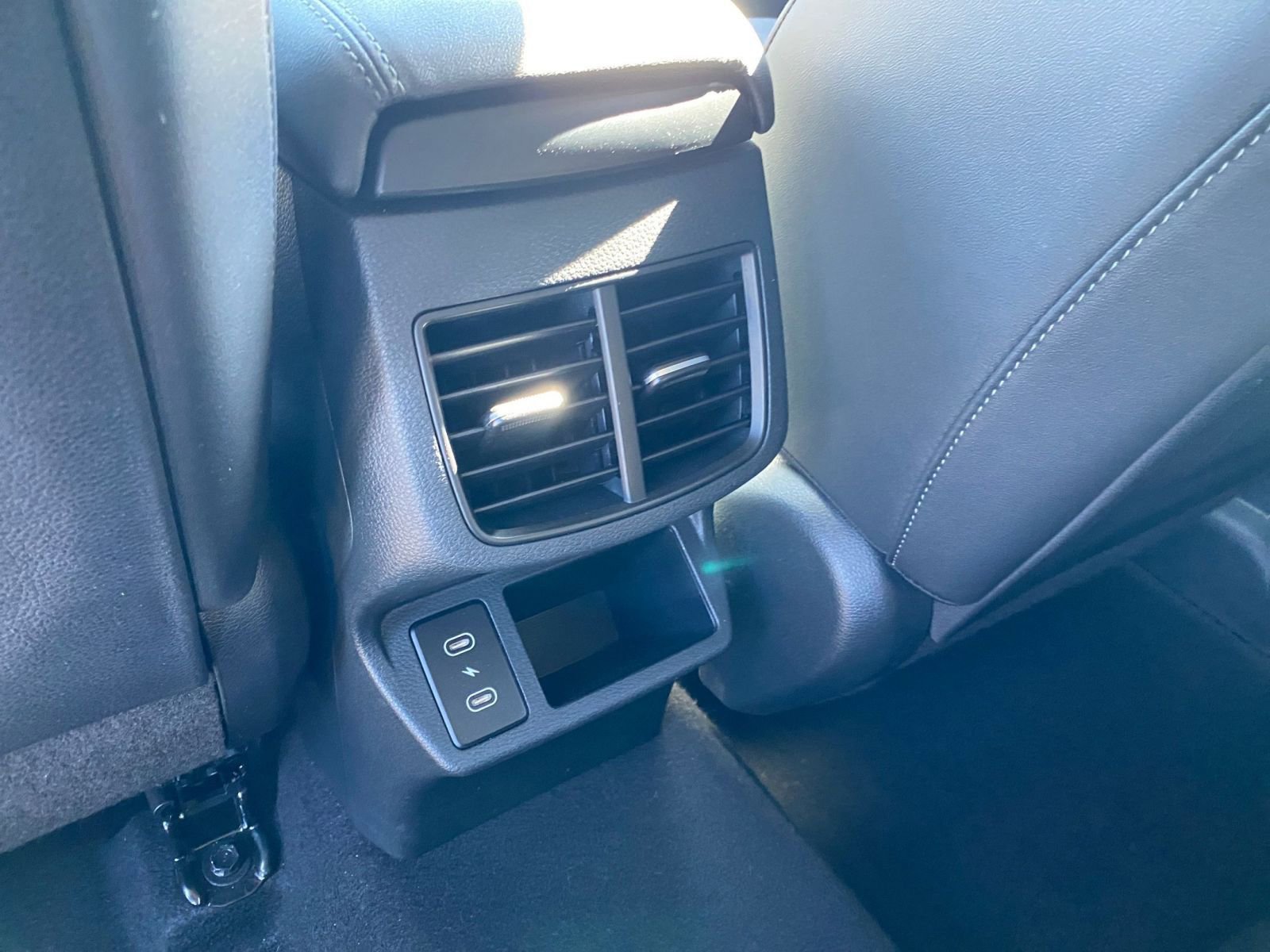 Thumbnail: 2025 Kia Seltos - 24