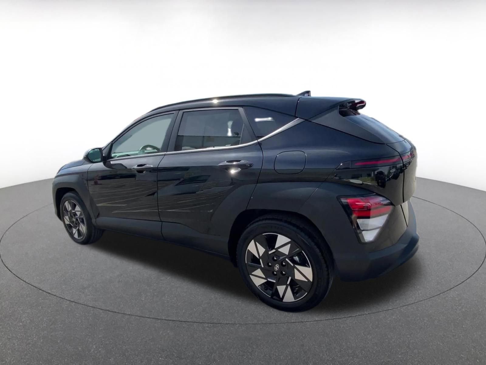 Thumbnail: 2025 Hyundai Kona - 10