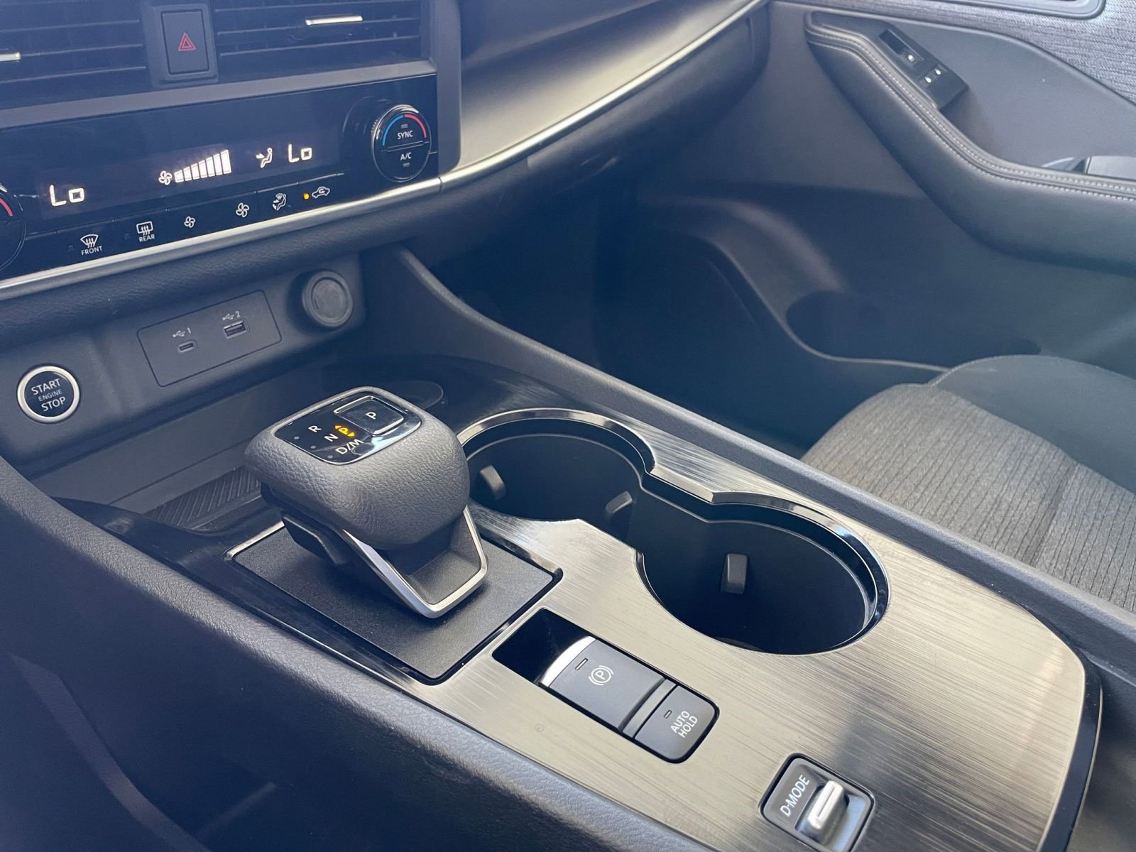 2023 Nissan Rogue SV 35
