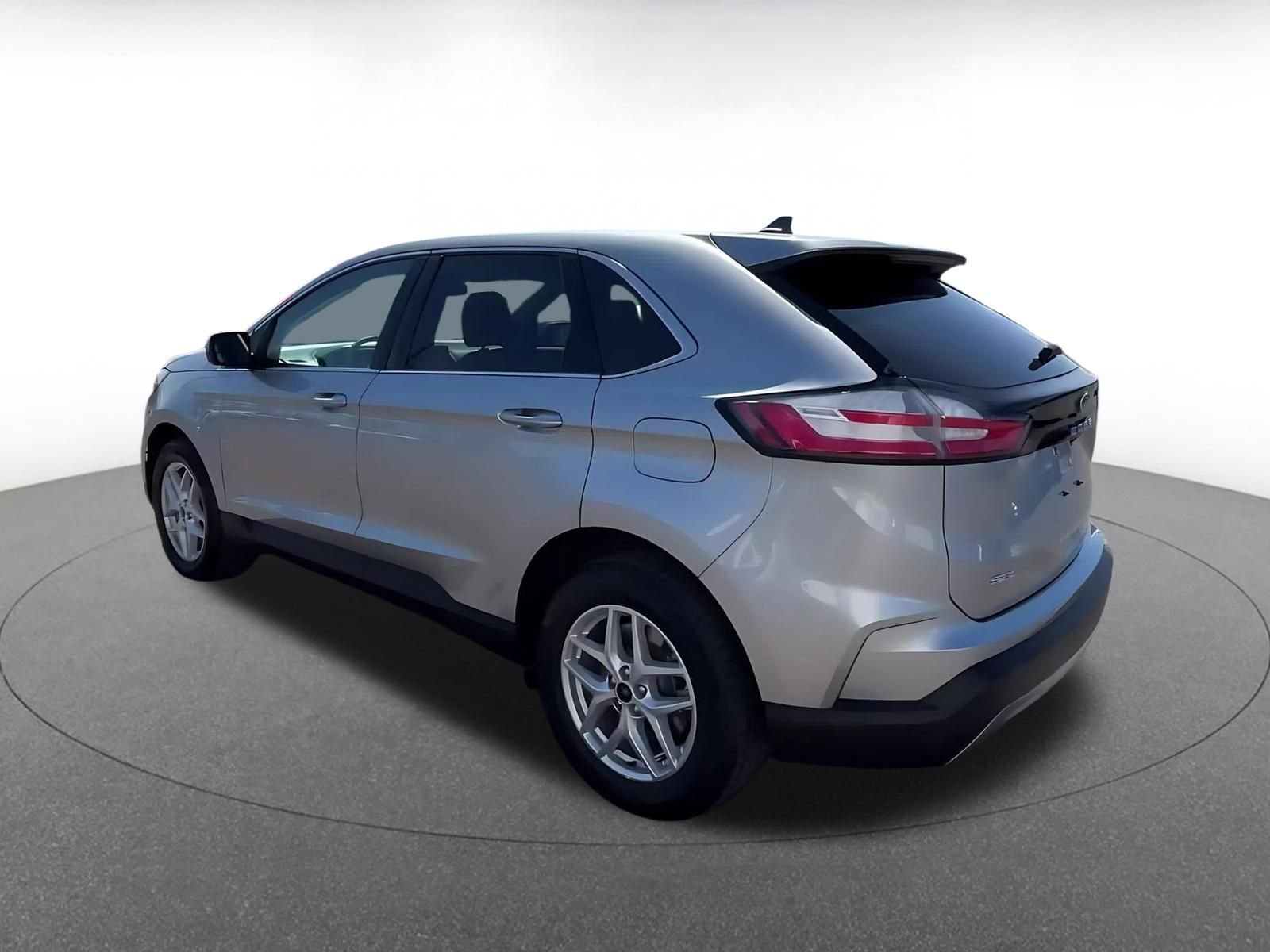 Thumbnail: 2023 Ford Edge - 10