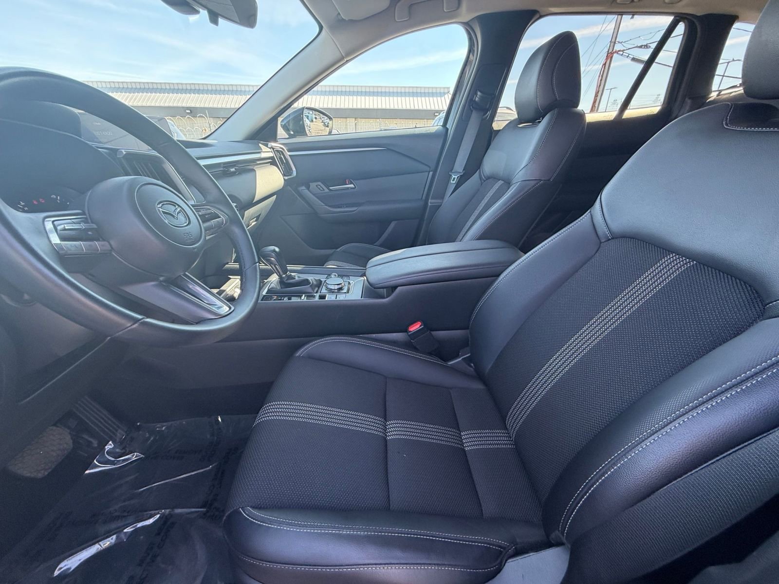 Thumbnail: 2025 Mazda CX-50 - 27