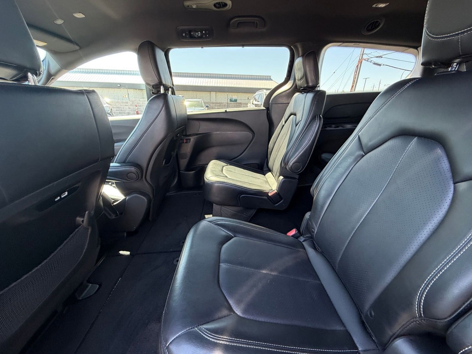 Thumbnail: 2025 Chrysler Pacifica - 25