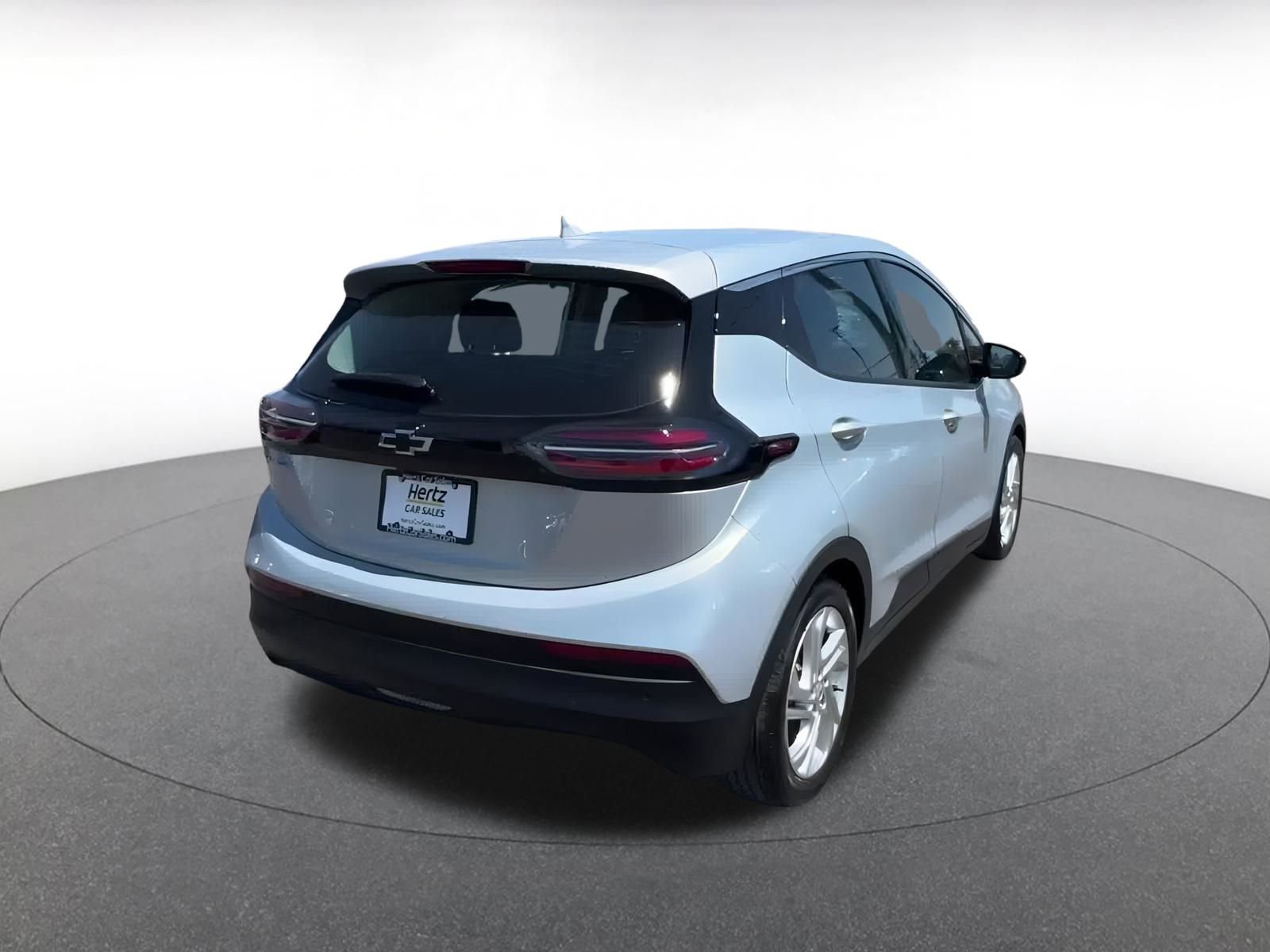 Thumbnail: 2023 Chevrolet Bolt EV - 15