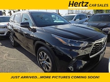 2023 Toyota Highlander XLE -
                Las Vegas, NV