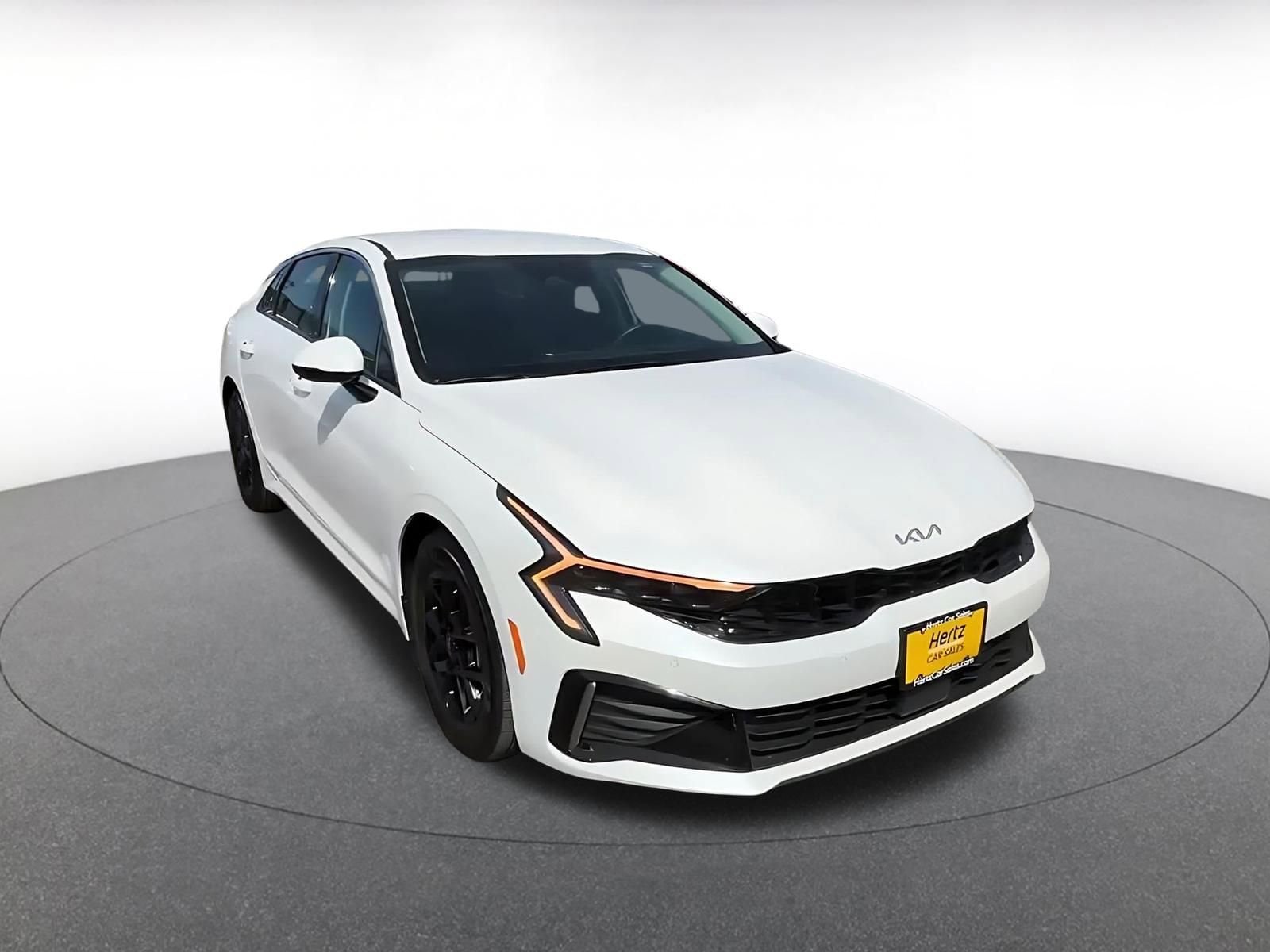 Thumbnail: 2025 Kia K5 - 3