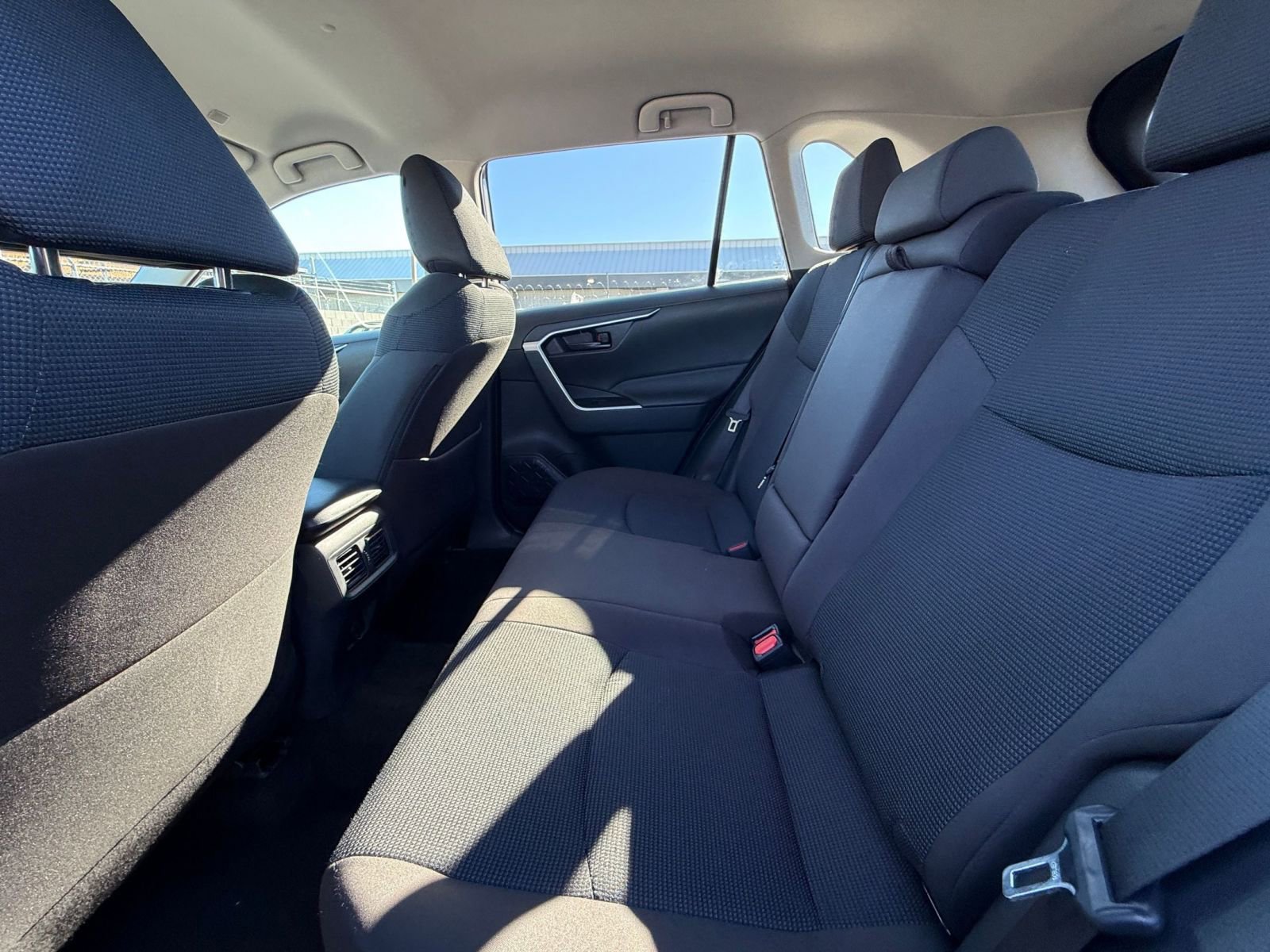 Thumbnail: 2025 Toyota RAV4 - 25