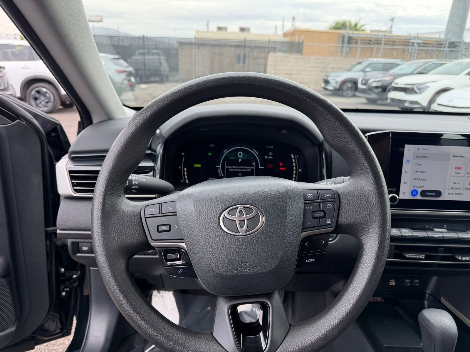 Thumbnail: 2025 Toyota Camry - 32