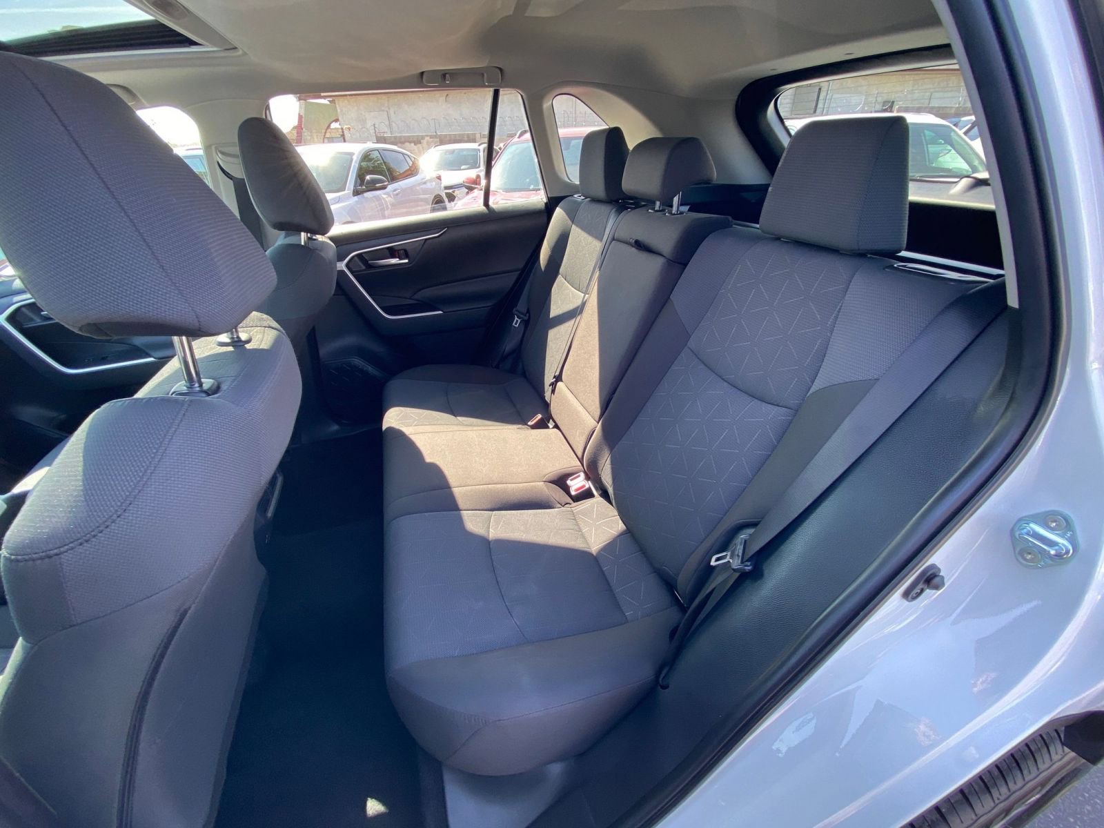 Thumbnail: 2025 Toyota RAV4 - 27