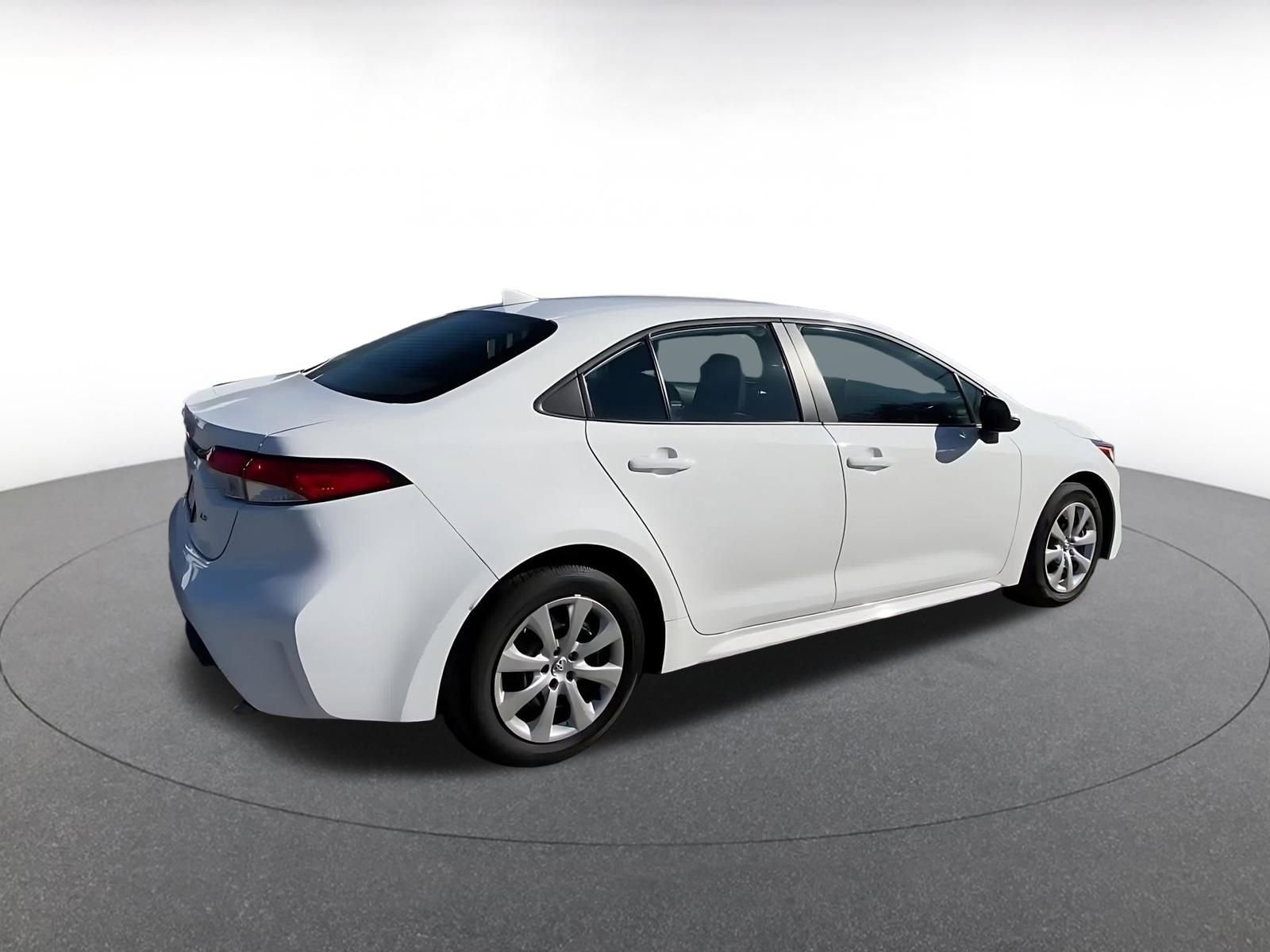 Thumbnail: 2025 Toyota Corolla - 15