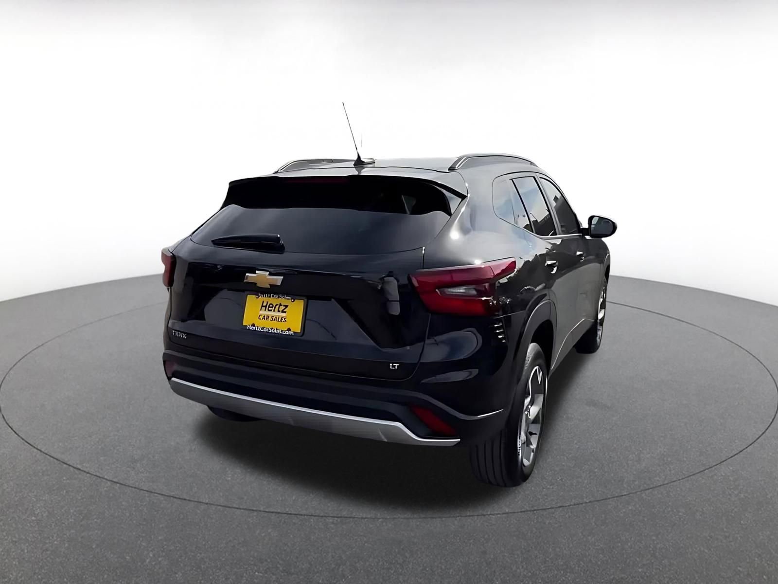 Thumbnail: 2025 Chevrolet Trax - 14