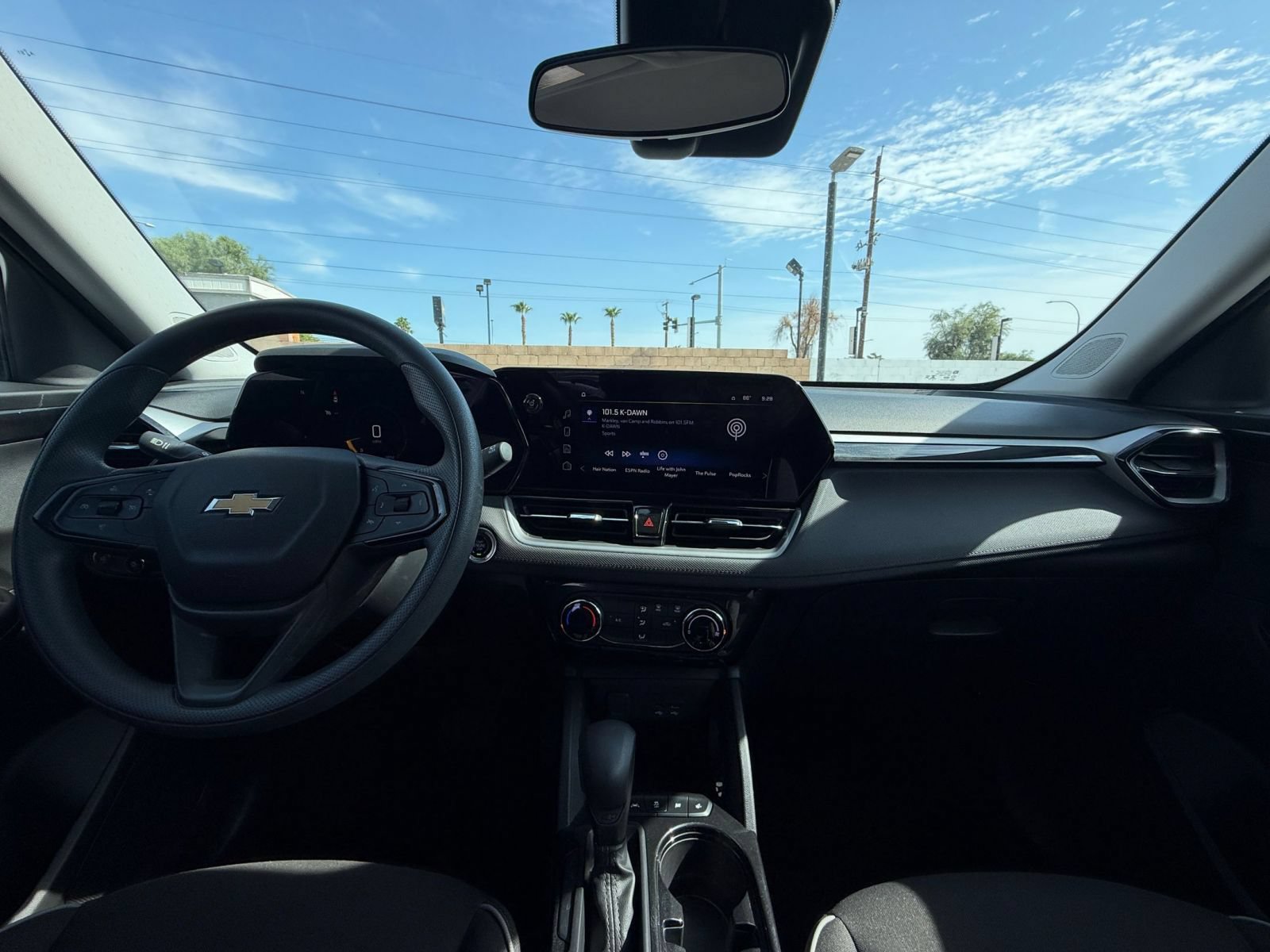 Thumbnail: 2025 Chevrolet TrailBlazer - 32