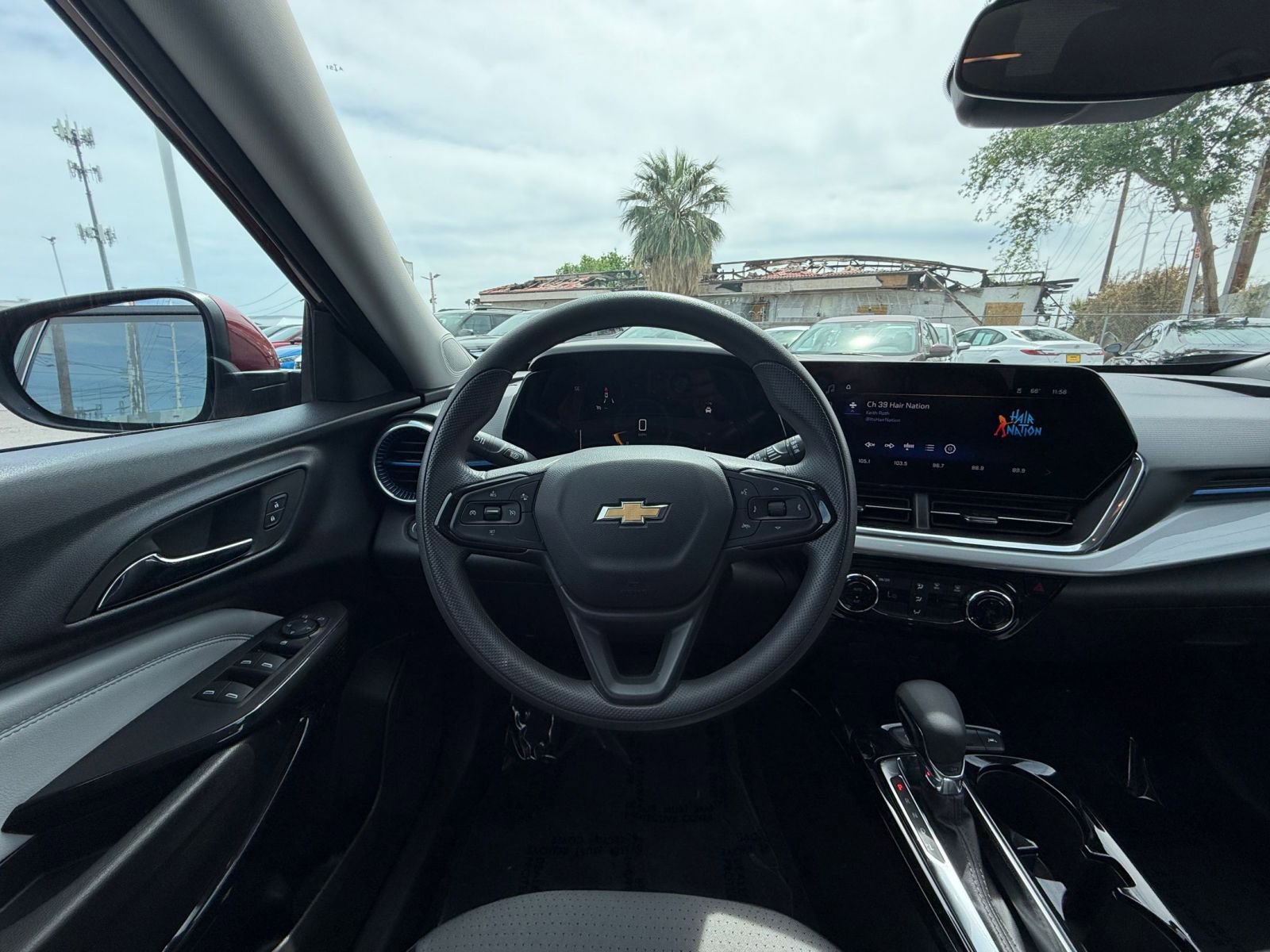 Thumbnail: 2025 Chevrolet Trax - 33