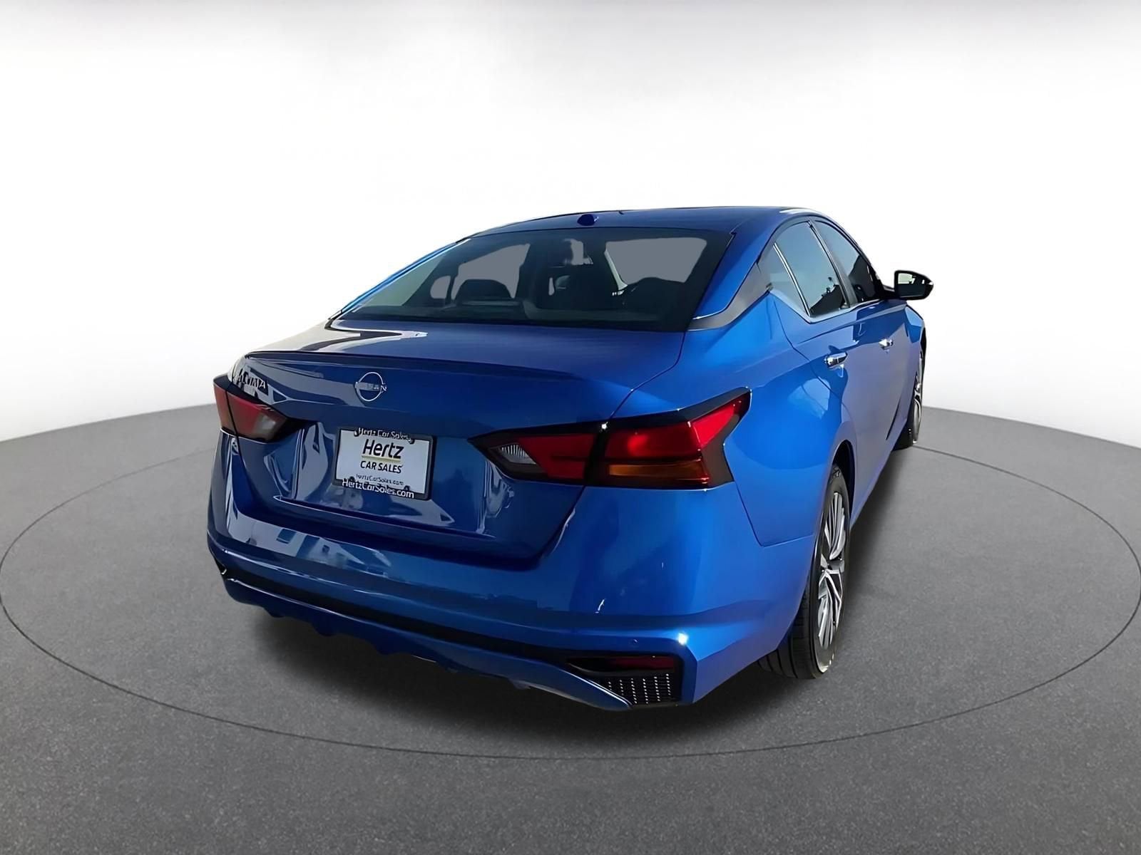 Thumbnail: 2025 Nissan Altima - 14