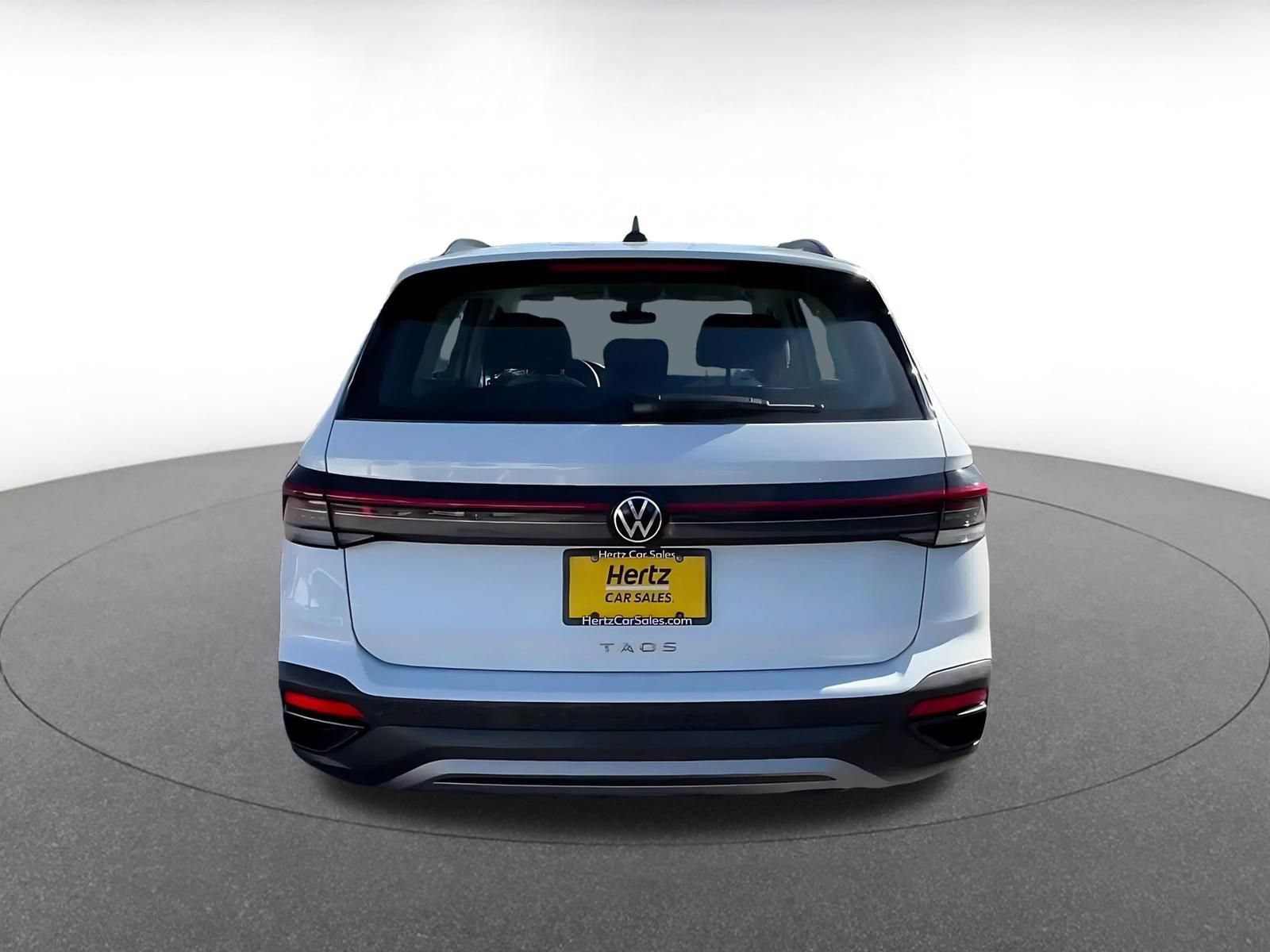 Thumbnail: 2026 Volkswagen Taos - 10