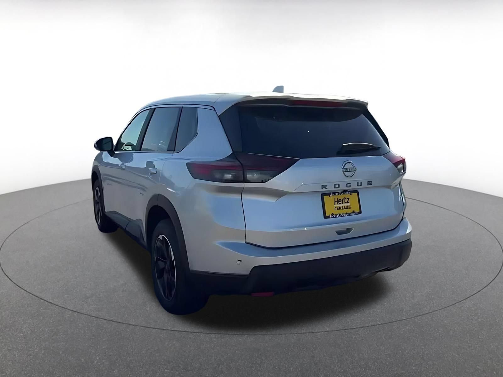 Thumbnail: 2025 Nissan Rogue - 10
