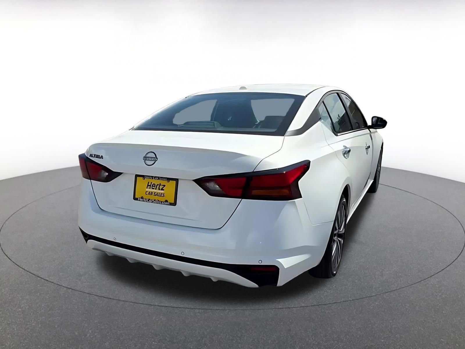 Thumbnail: 2025 Nissan Altima - 15