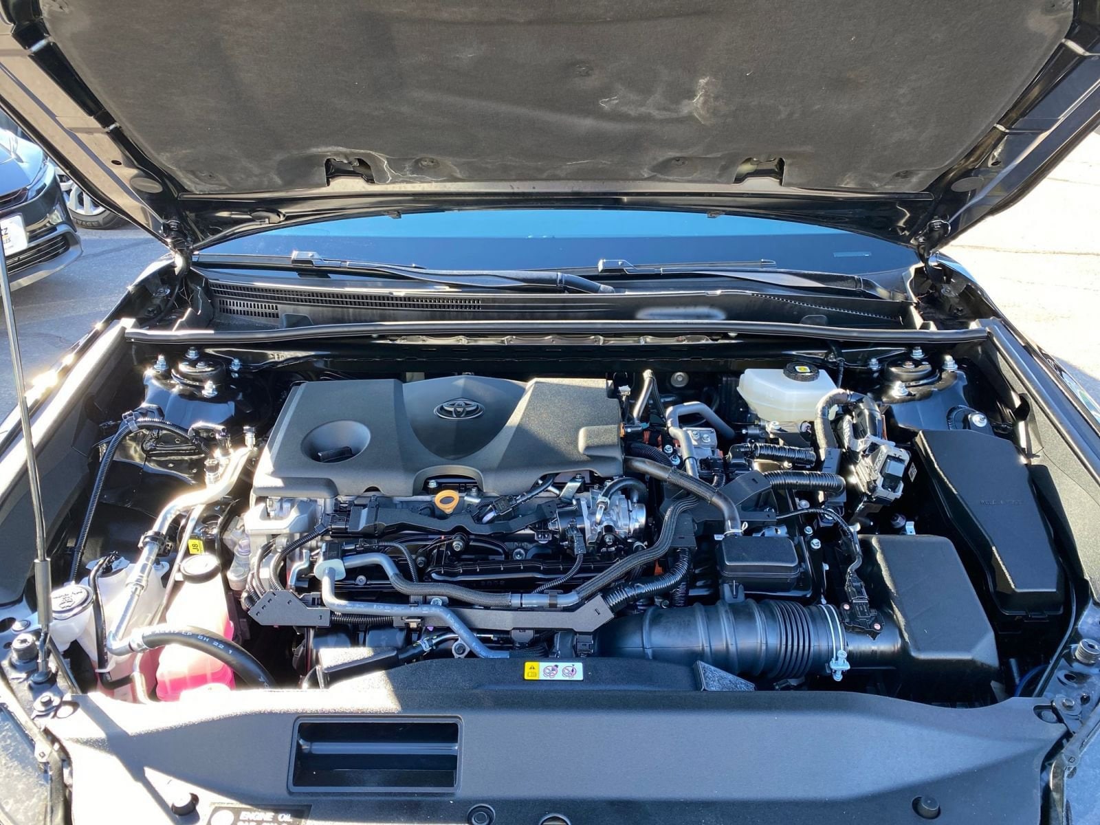 Thumbnail: 2025 Toyota Camry - 32