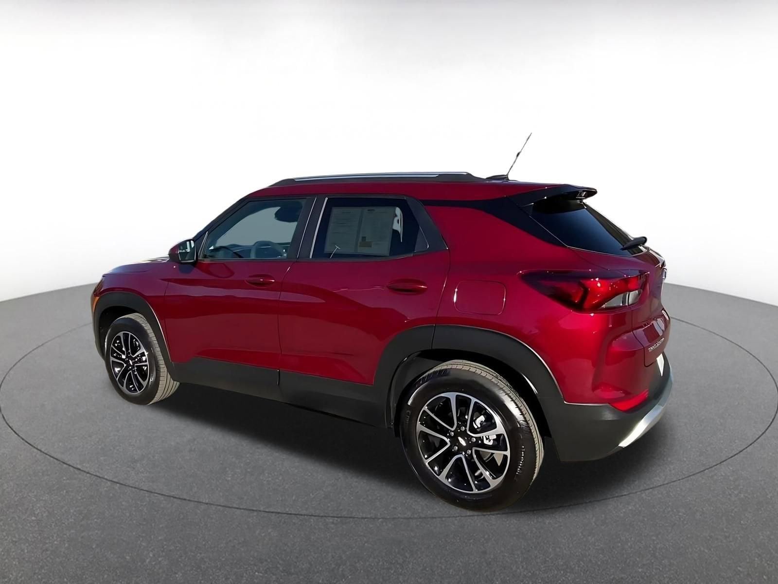 Thumbnail: 2025 Chevrolet TrailBlazer - 9