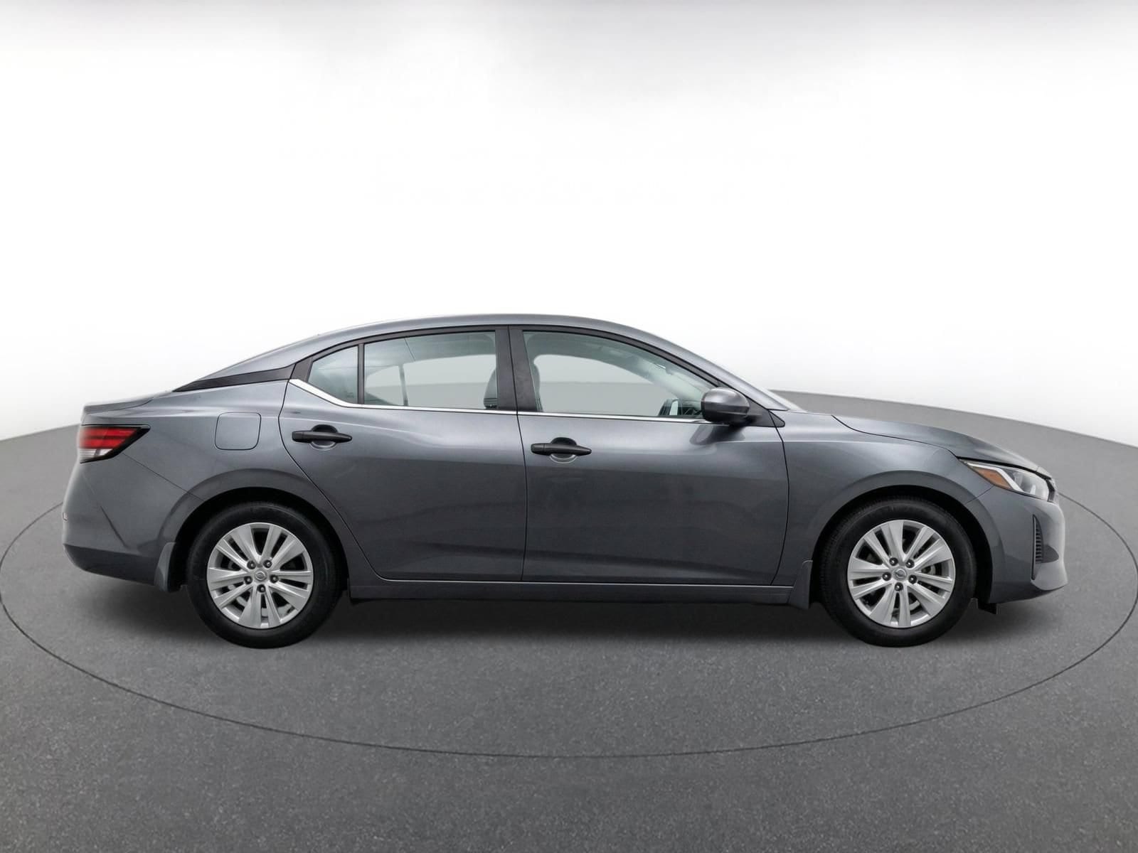 Thumbnail: 2025 Nissan Sentra - 9