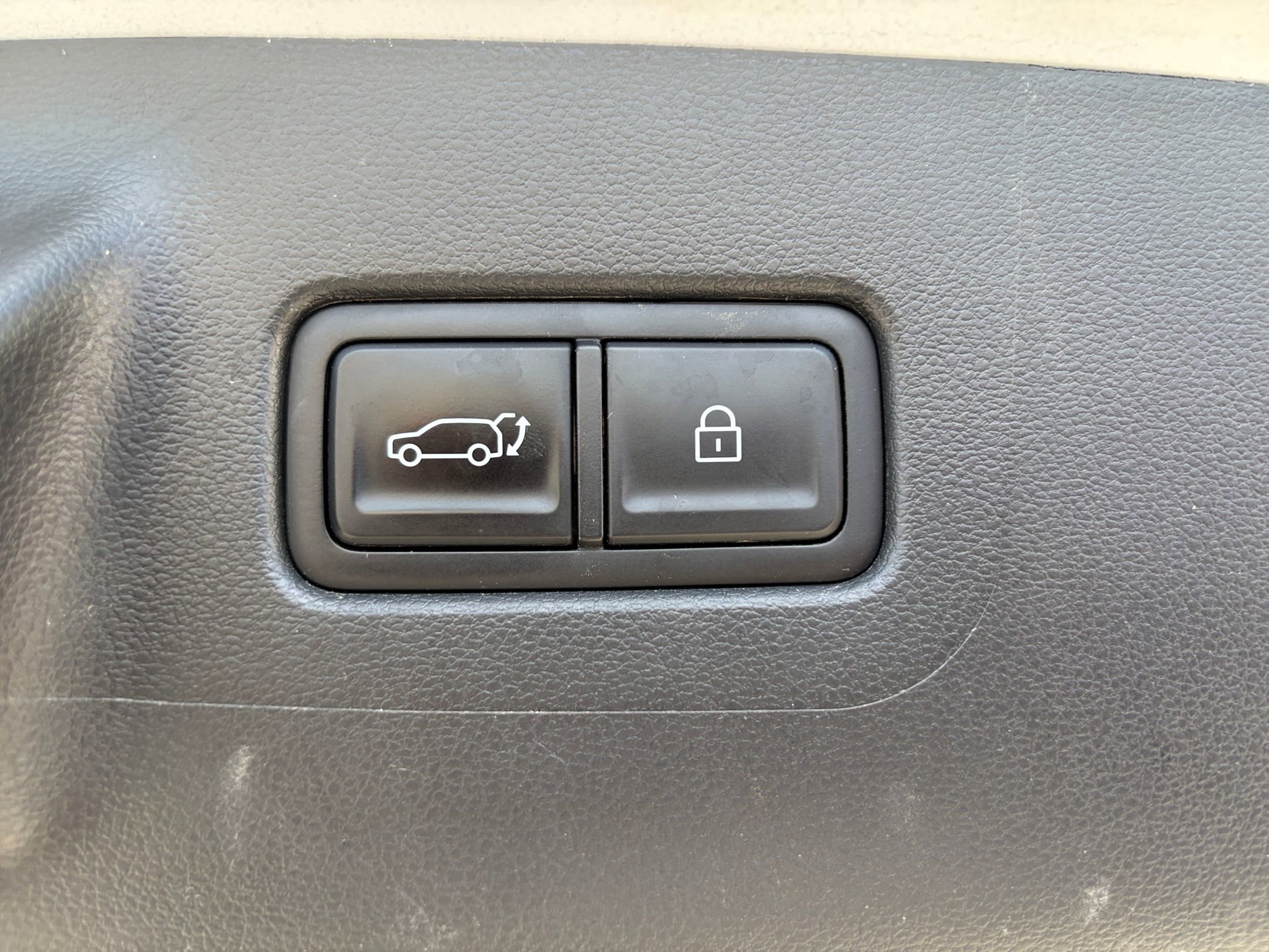 Thumbnail: 2025 Hyundai Santa Fe - 12