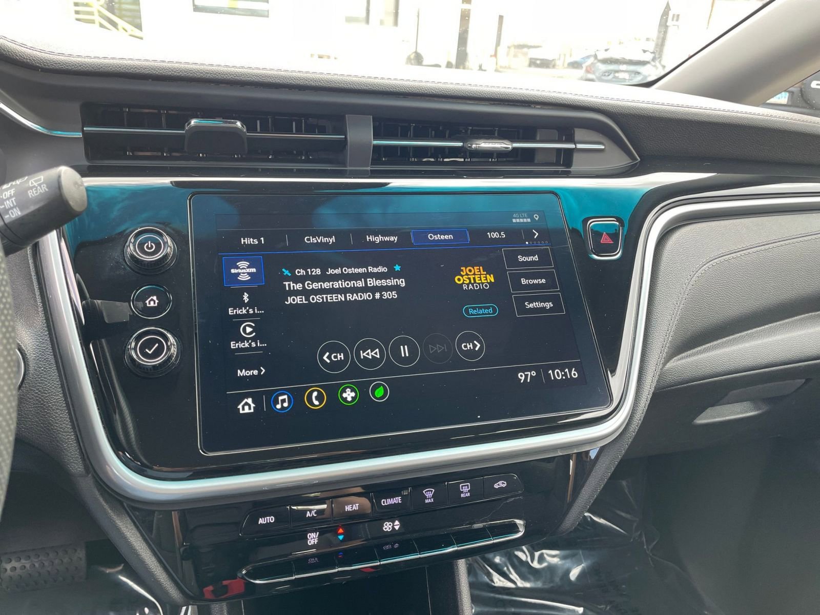 Thumbnail: 2023 Chevrolet Bolt EV - 21