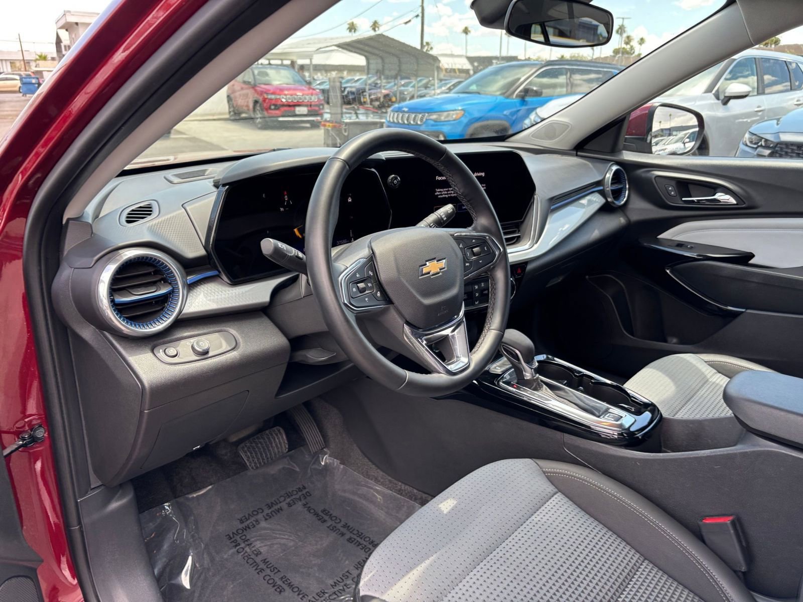 Thumbnail: 2025 Chevrolet Trax - 33