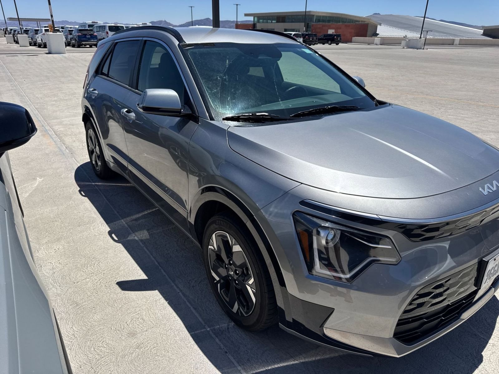 Thumbnail: 2023 Kia Niro - 1