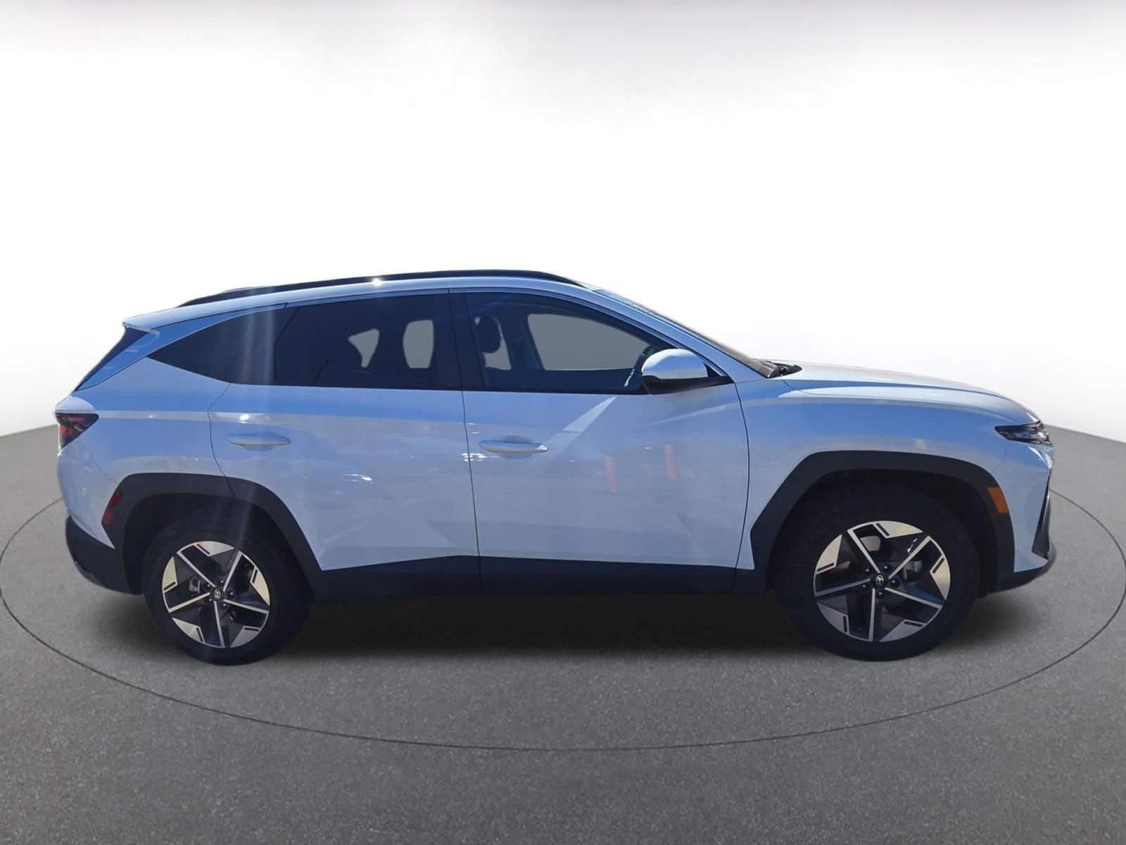 Thumbnail: 2025 Hyundai Tucson - 9