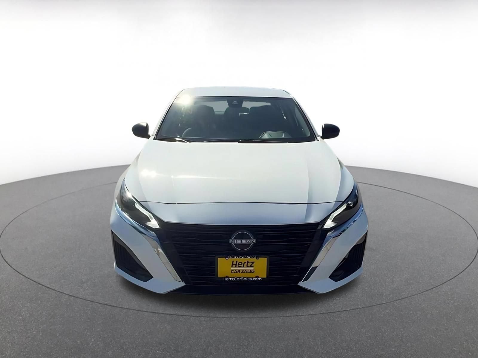 Thumbnail: 2025 Nissan Altima - 4