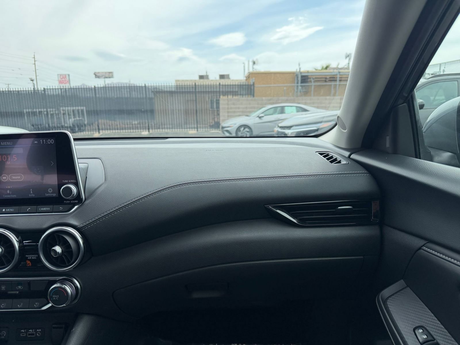 Thumbnail: 2025 Nissan Sentra - 33