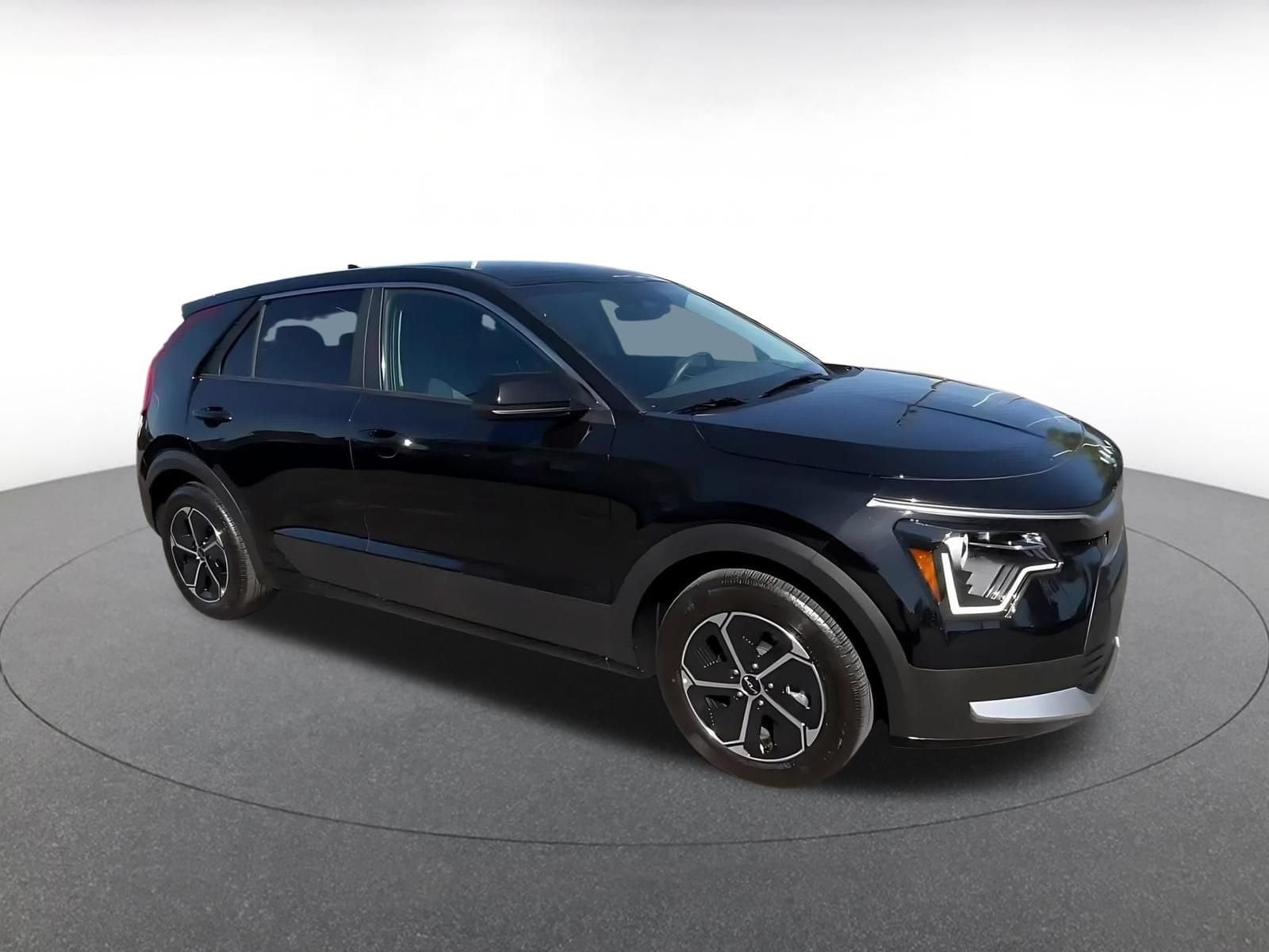 Thumbnail: 2026 Kia Niro - 2