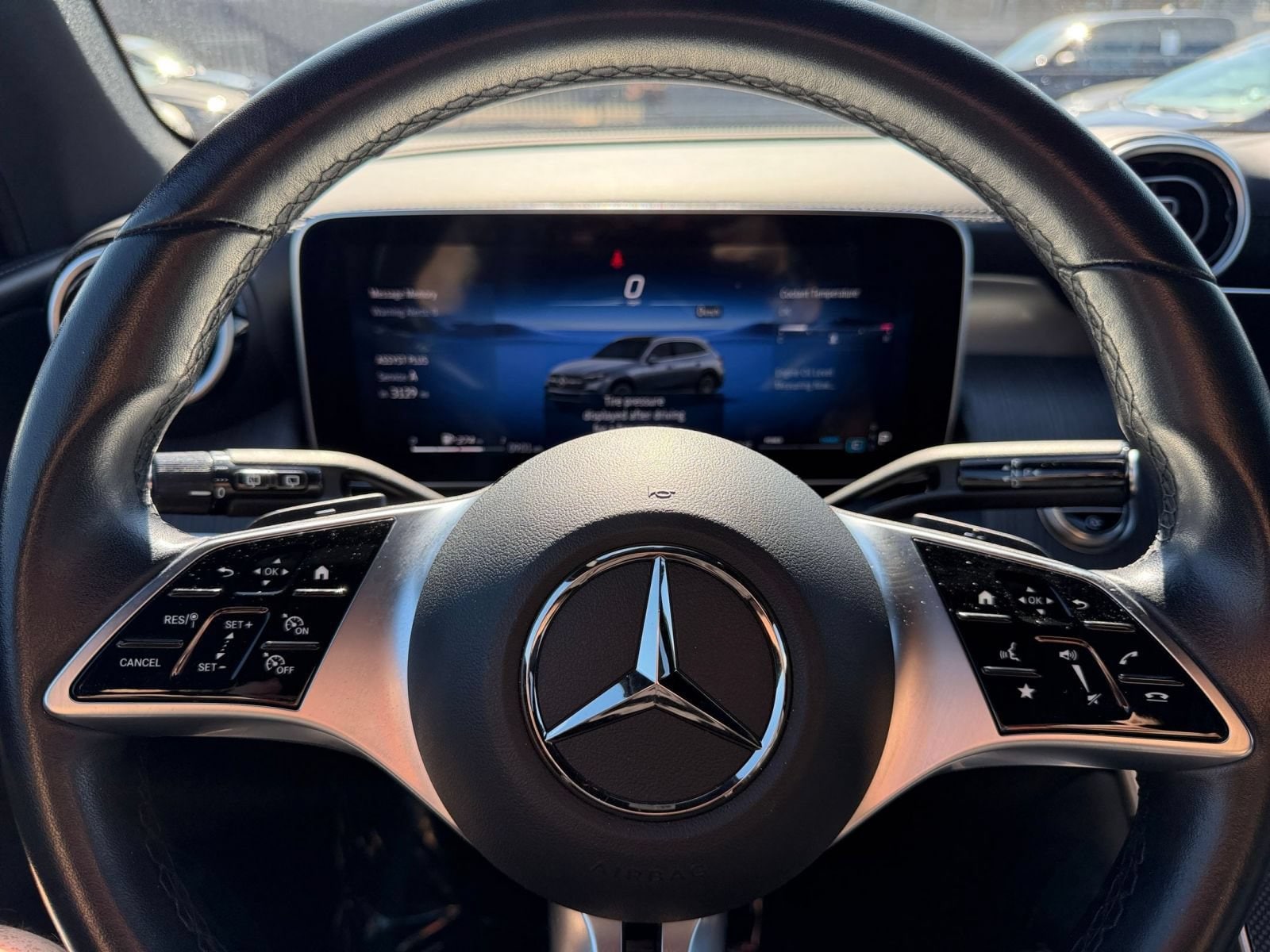 Thumbnail: 2024 Mercedes-Benz GLC - 28