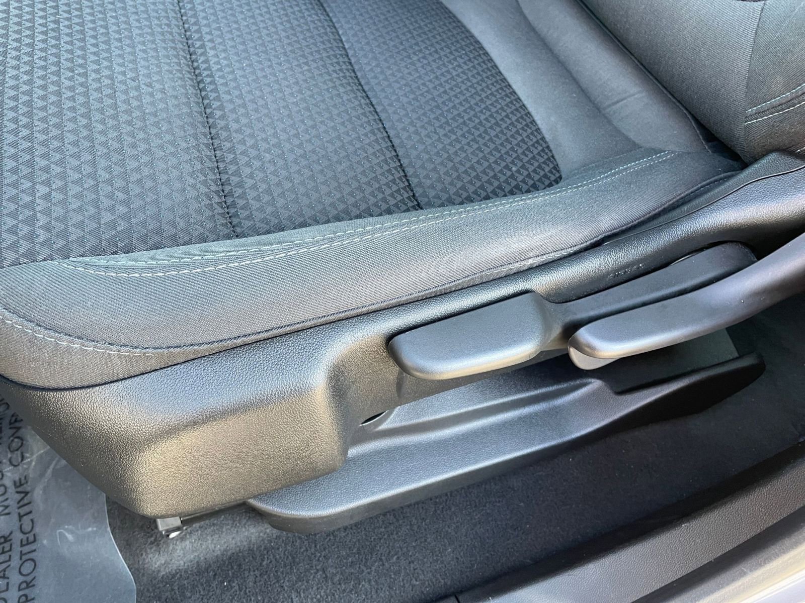 Thumbnail: 2023 Chevrolet Bolt EV - 28