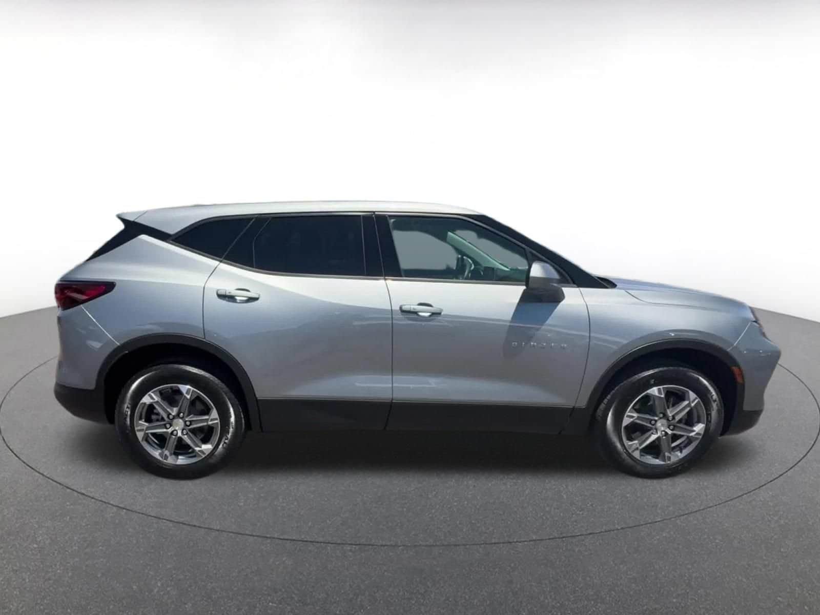 Thumbnail: 2025 Chevrolet Blazer - 15
