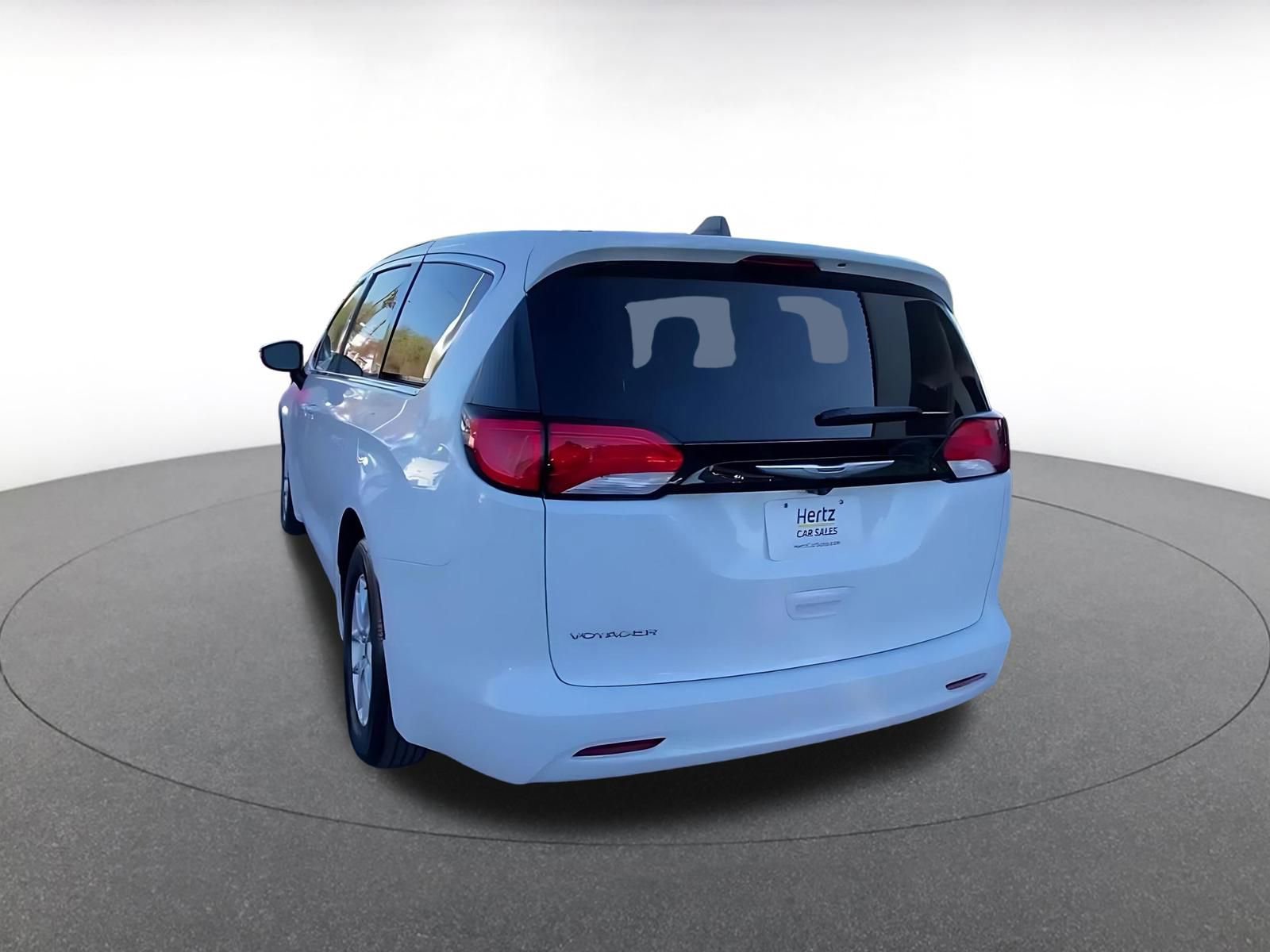 Thumbnail: 2024 Chrysler Voyager - 11