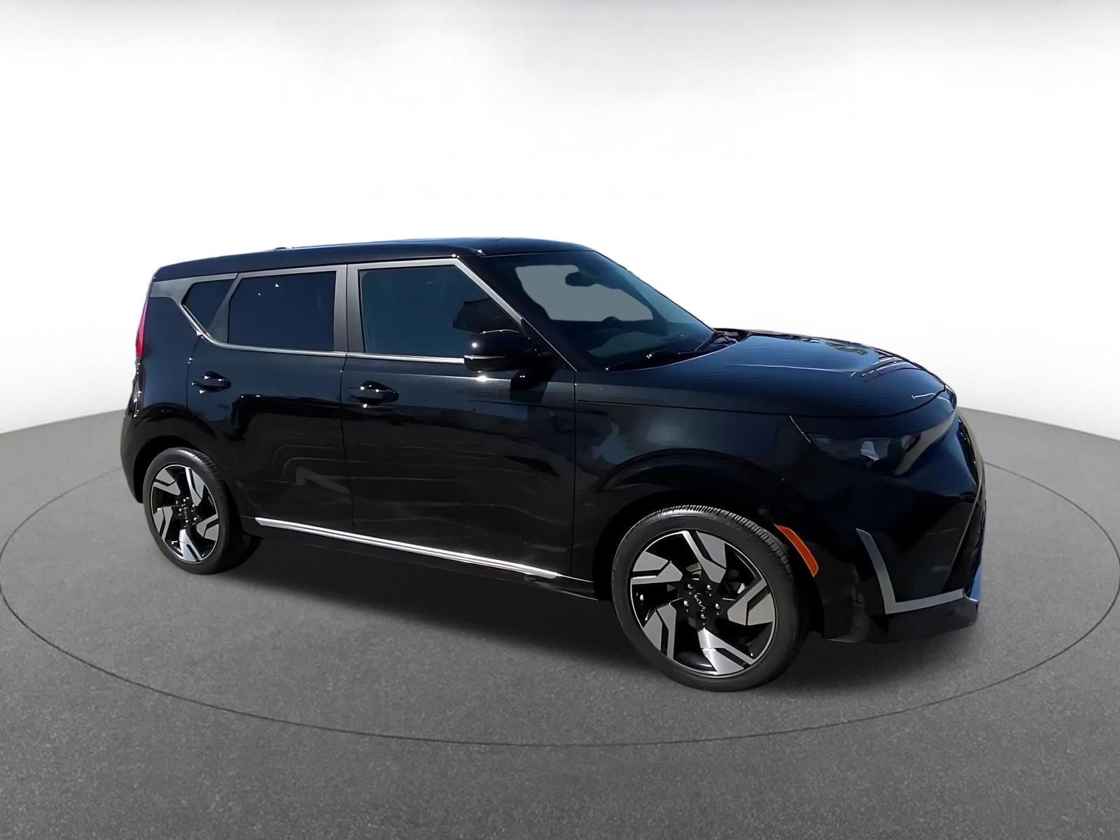Thumbnail: 2023 Kia Soul - 2