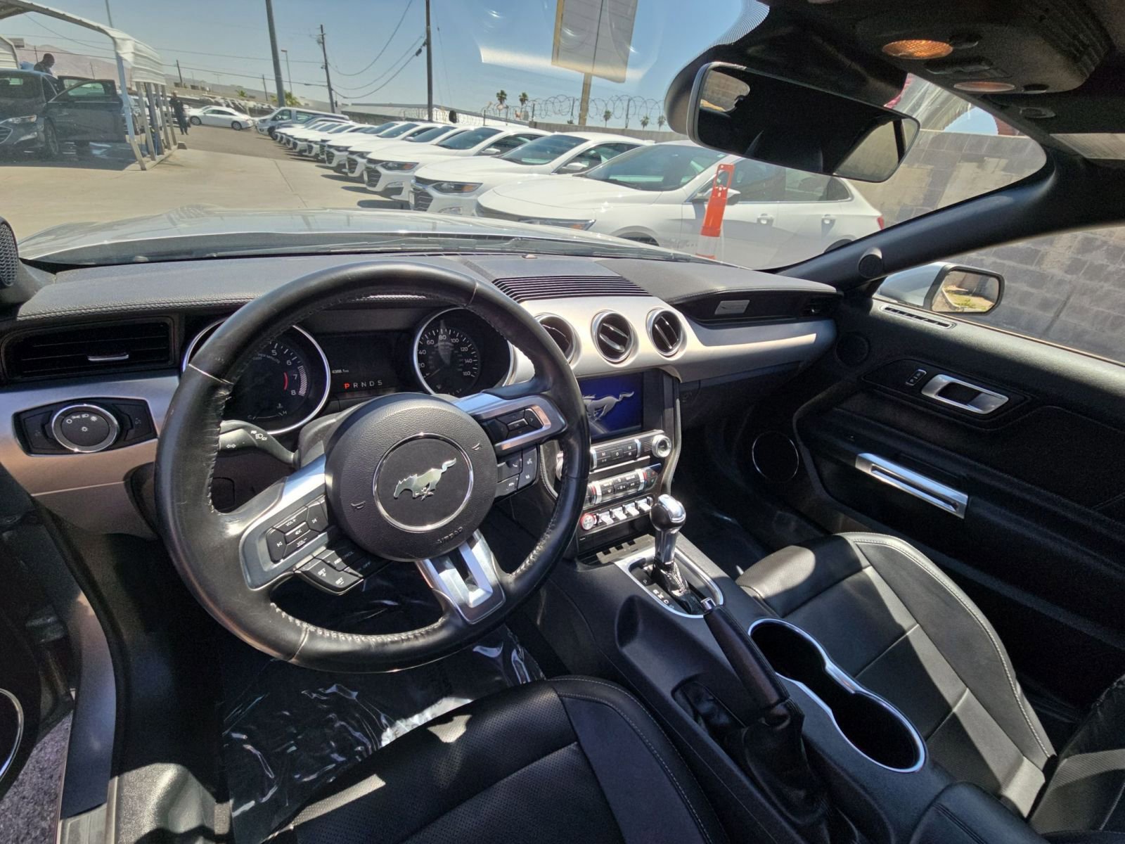 Thumbnail: 2022 Ford Mustang - 15