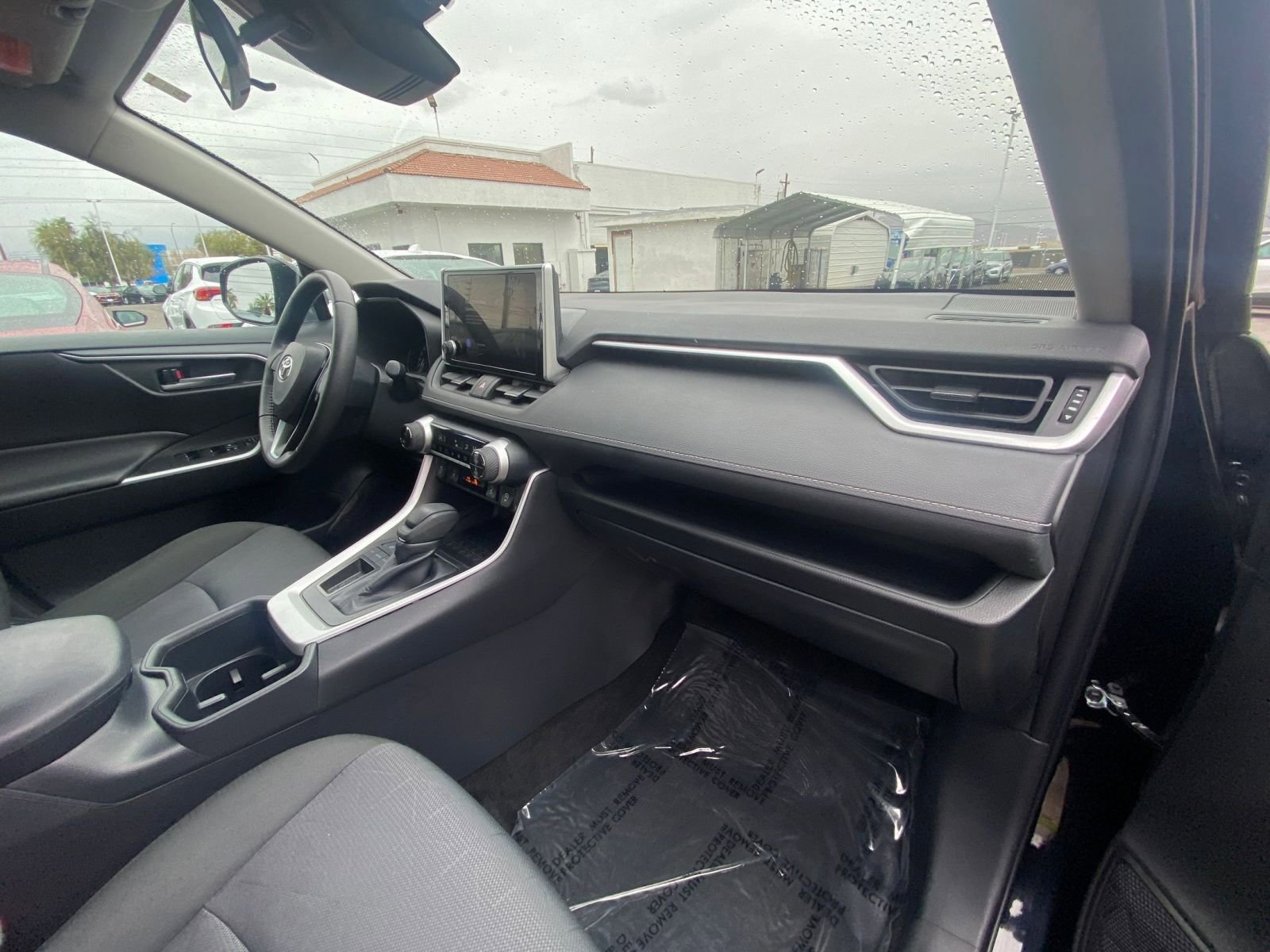 Thumbnail: 2025 Toyota RAV4 - 35