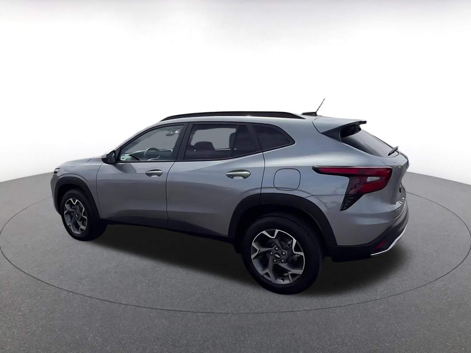 Thumbnail: 2025 Chevrolet Trax - 10