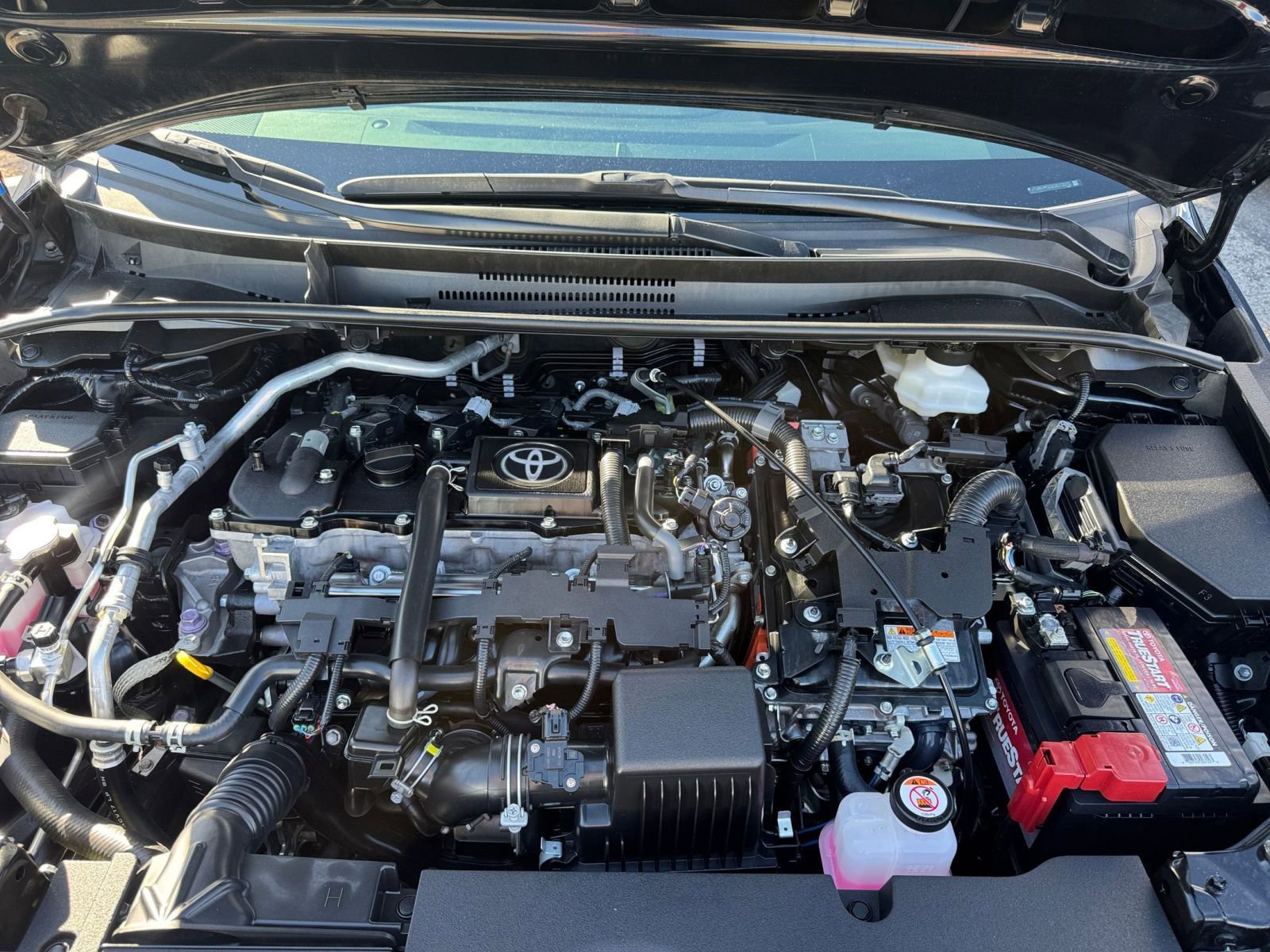 Thumbnail: 2025 Toyota Corolla - 30