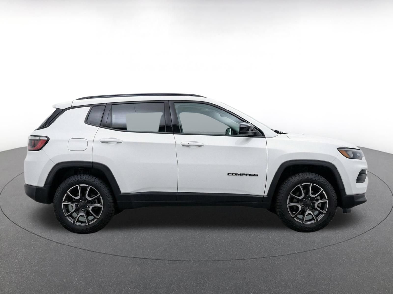 Thumbnail: 2025 Jeep Compass - 10