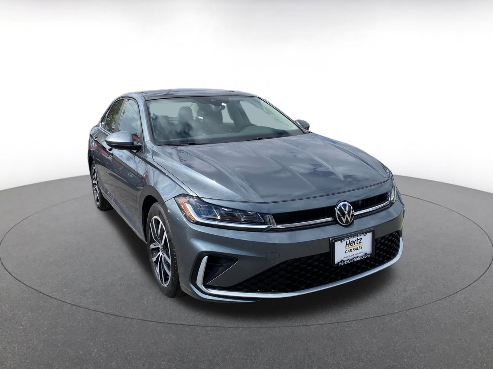 Thumbnail: 2025 Volkswagen Jetta - 1