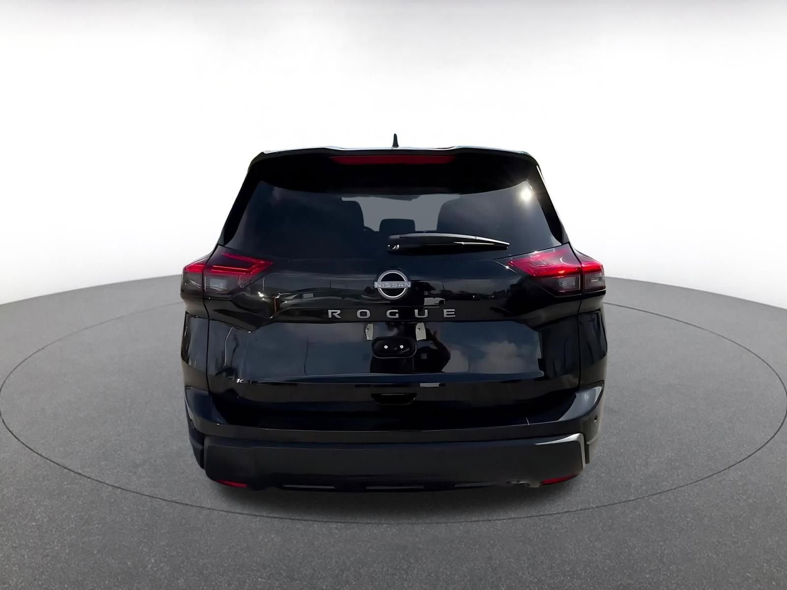 Thumbnail: 2025 Nissan Rogue - 12