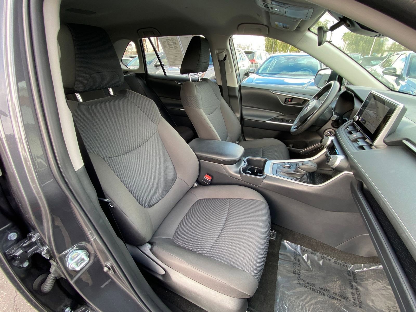 Thumbnail: 2025 Toyota RAV4 - 27