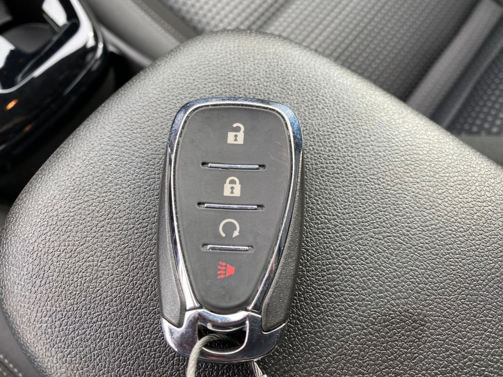 Thumbnail: 2025 Chevrolet Trax - 23