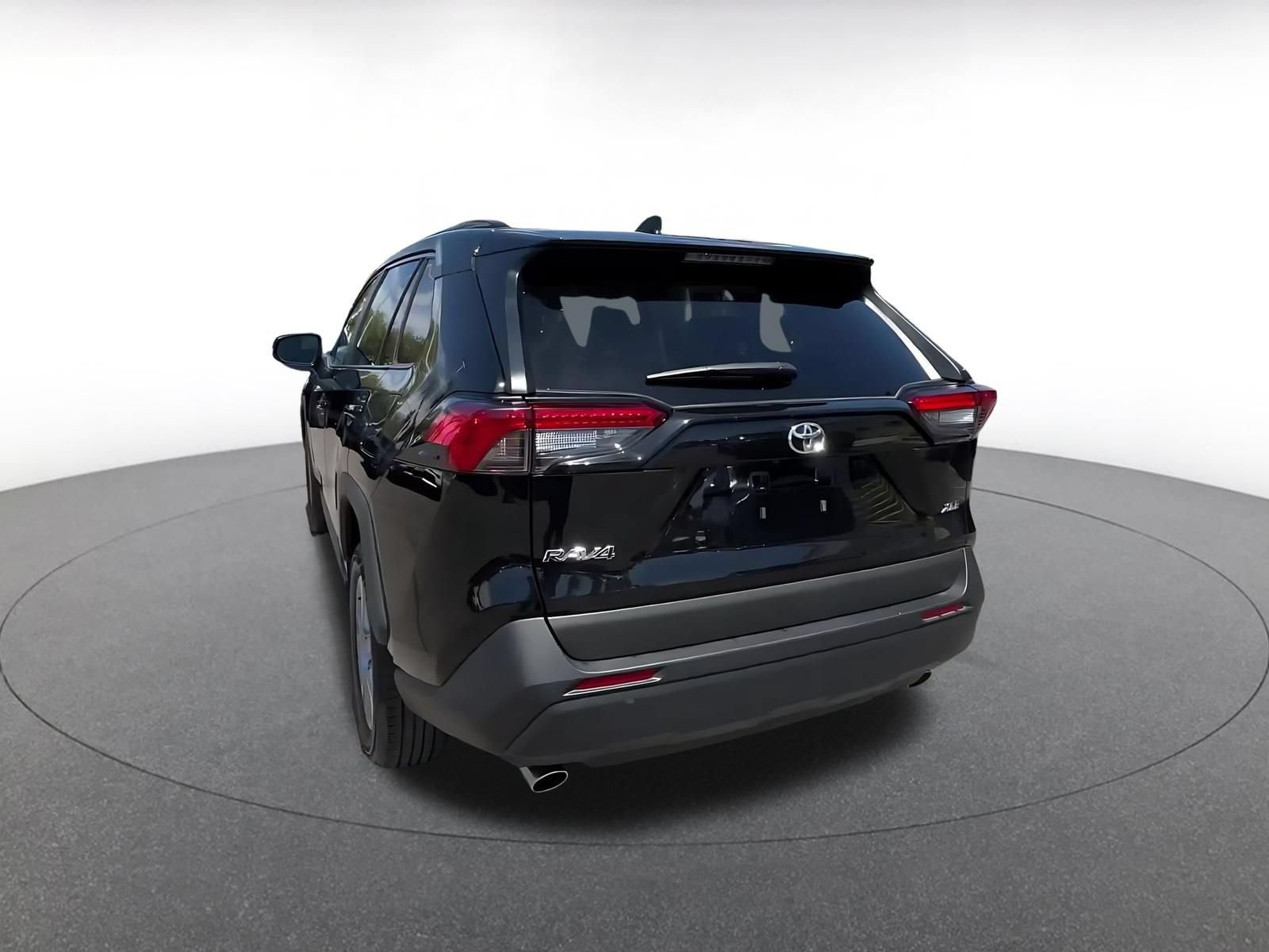 Thumbnail: 2025 Toyota RAV4 - 9