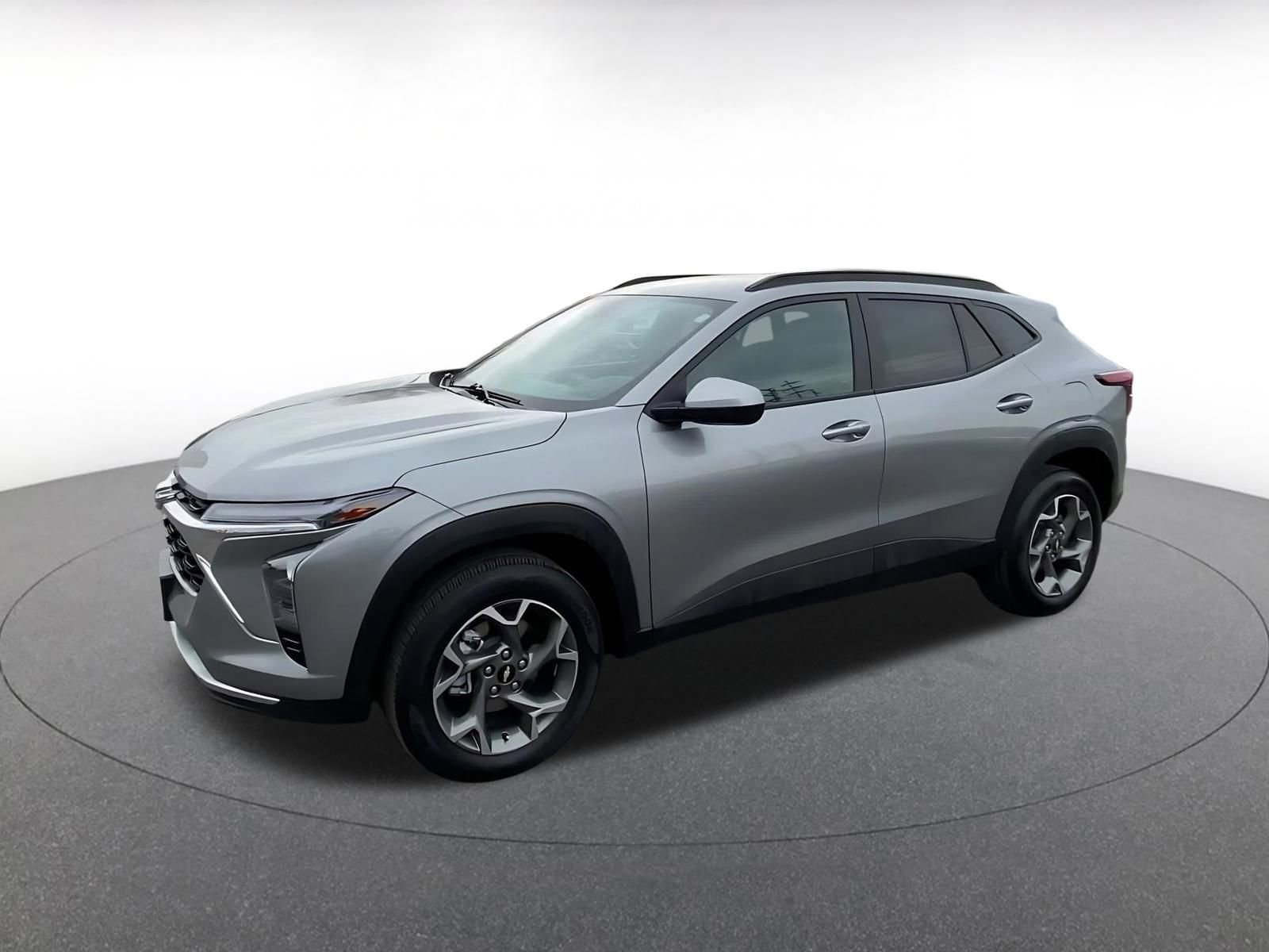 Thumbnail: 2025 Chevrolet Trax - 8